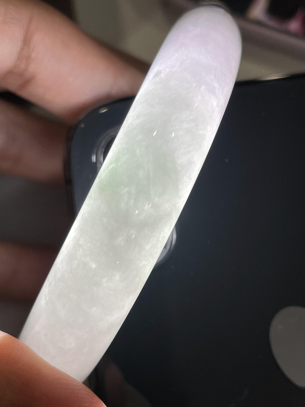 细糯种飘花正圈平安镯     56.1圈     天然缅甸A货翡翠（yc410266）