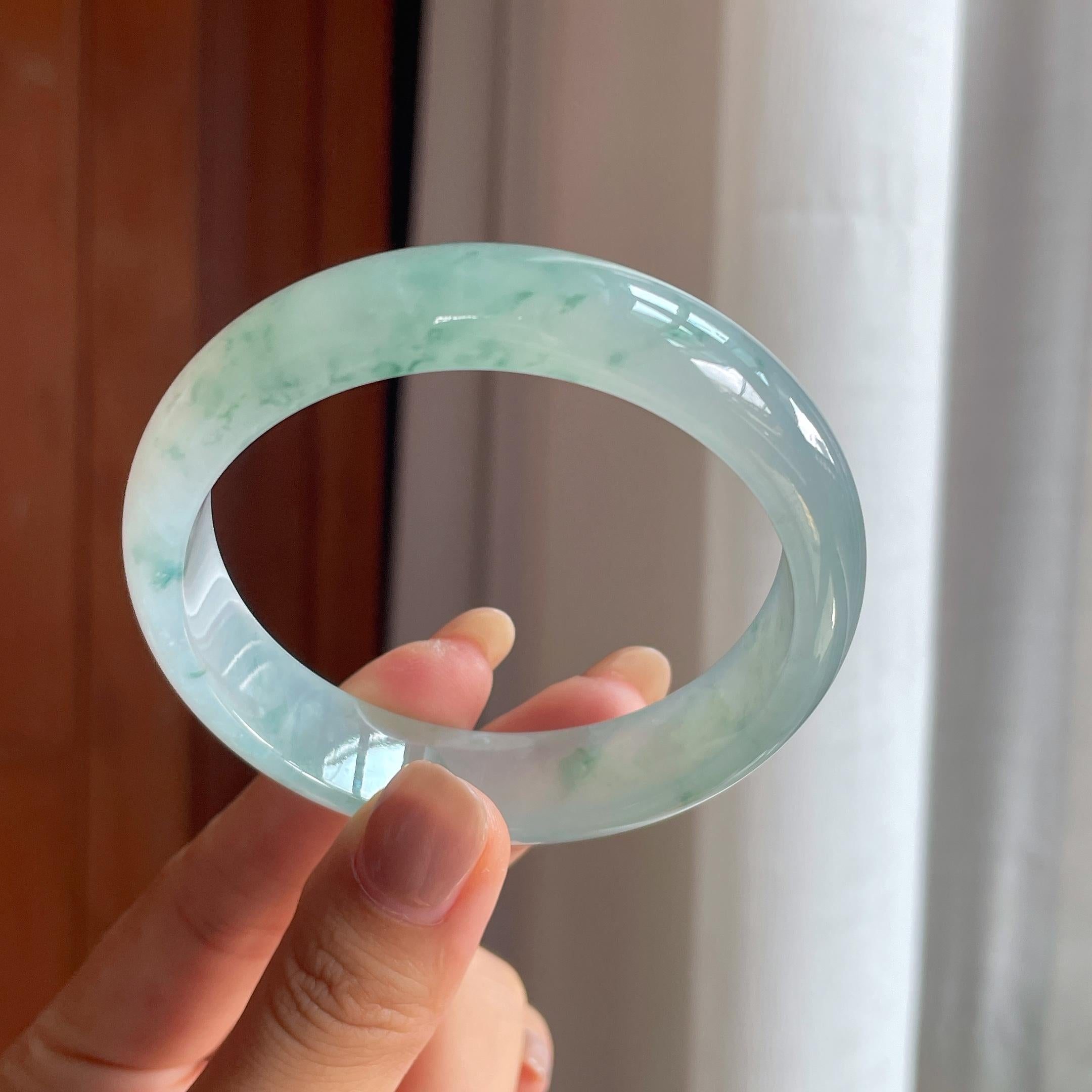 冰种飘花宽版翡翠平安镯(58.5mm)（yc422916）
