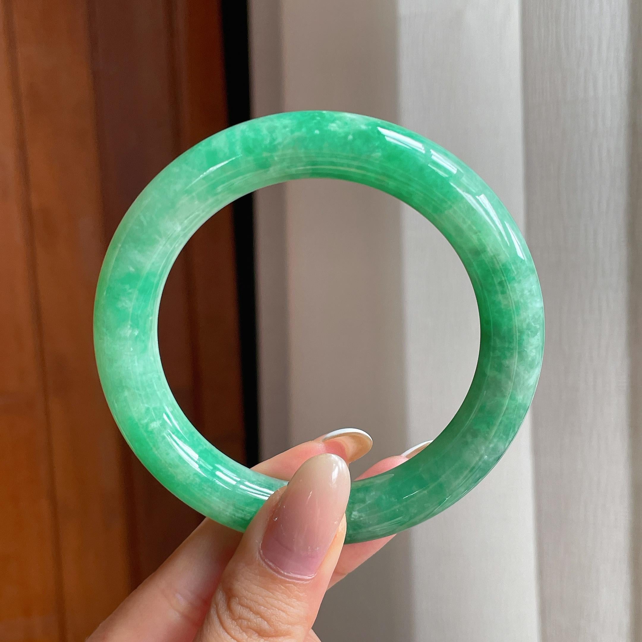 糯冰满绿翡翠圆条手镯（57.5mm)（yc419483）