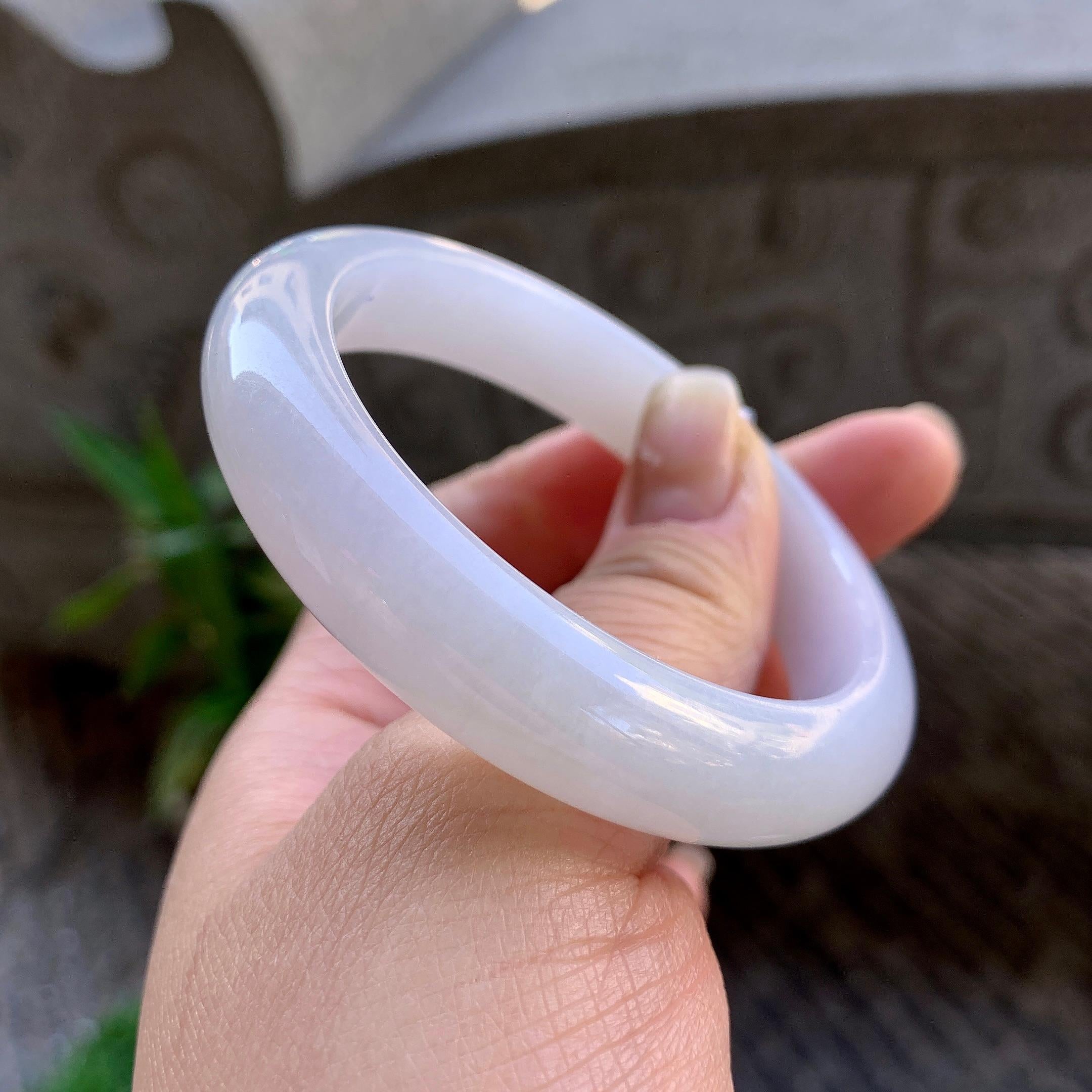 细糯种淡粉底平安镯（54mm）（yc307304）