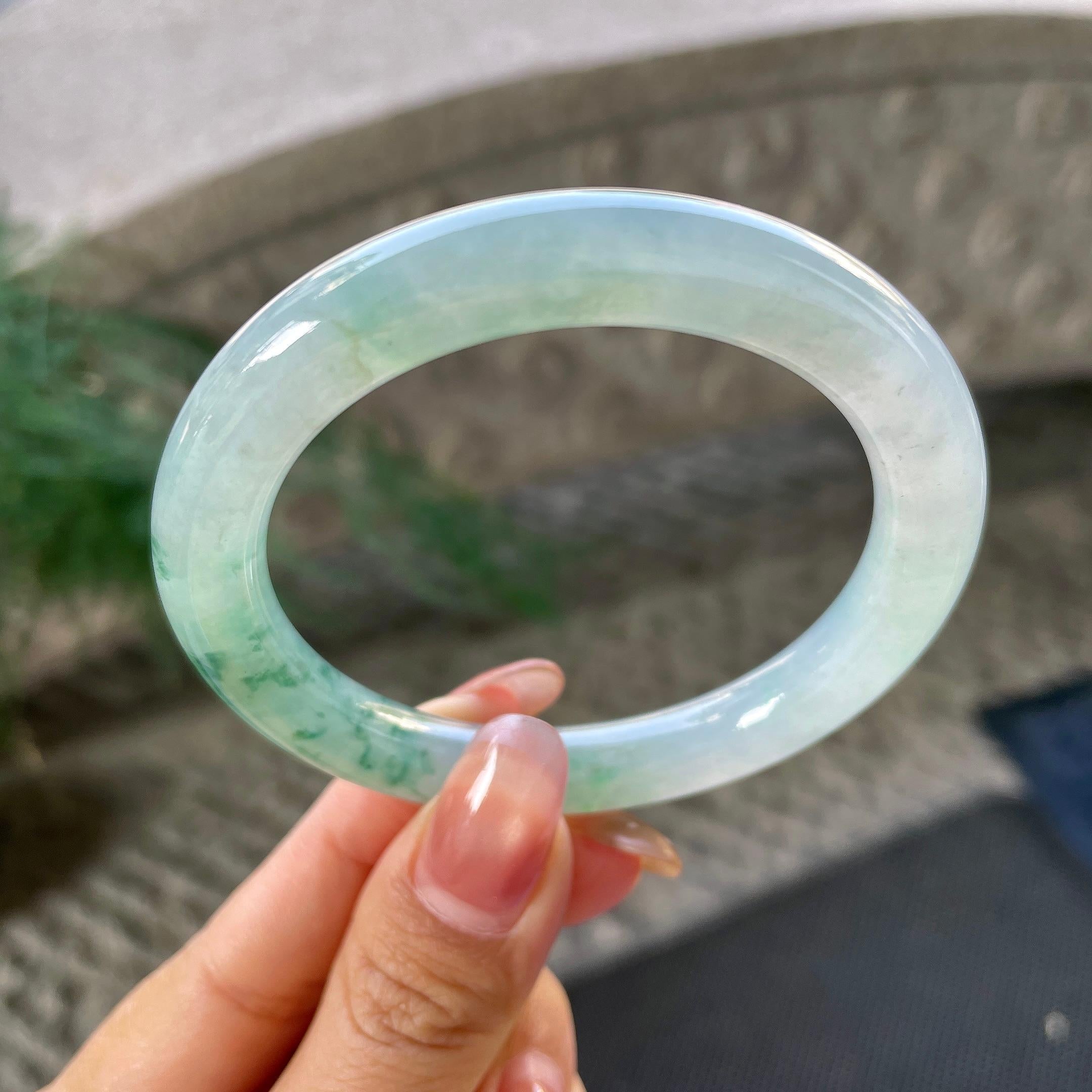 细糯种飘花圆条手镯（54.2mm）（yc305686）