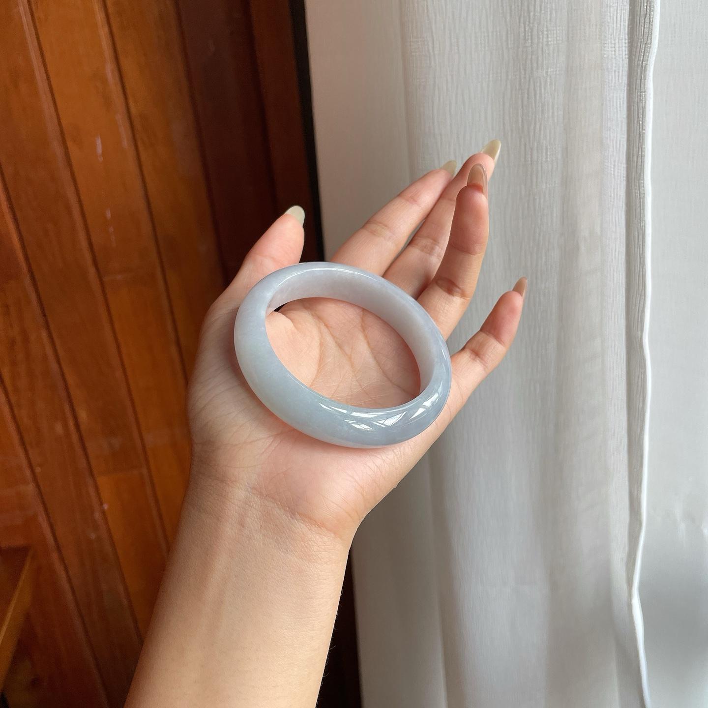 糯冰种带底色翡翠平安镯（55mm）（yc217403）
