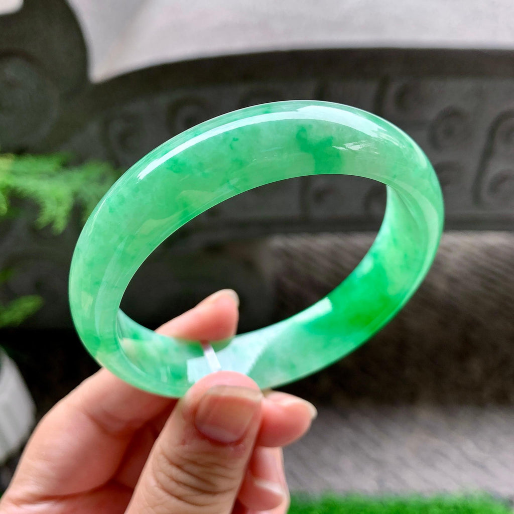 糯冰种飘阳绿宽版轮胎手镯（60.6mm）（yc254104）