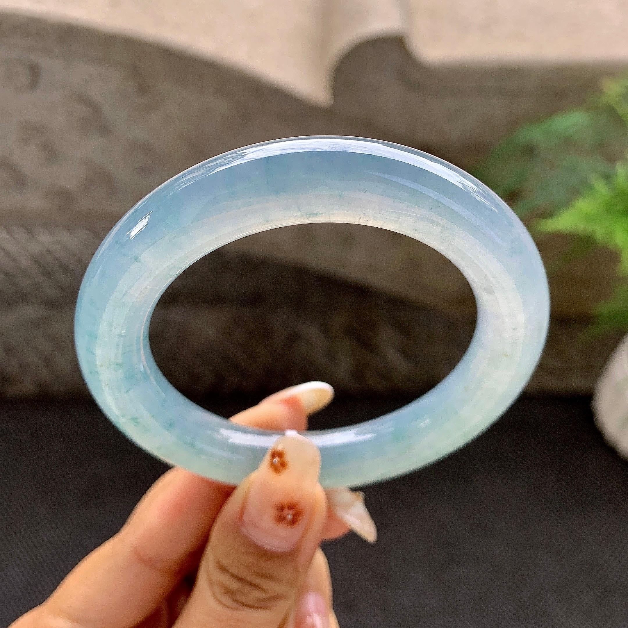 糯冰种飘花圆条手镯54.8mm（yc272773）