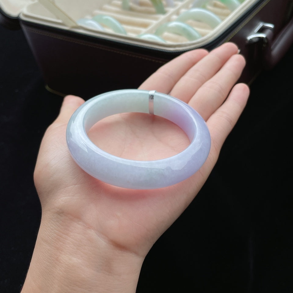 糯冰春彩正圈翡翠手镯（55.7mm）