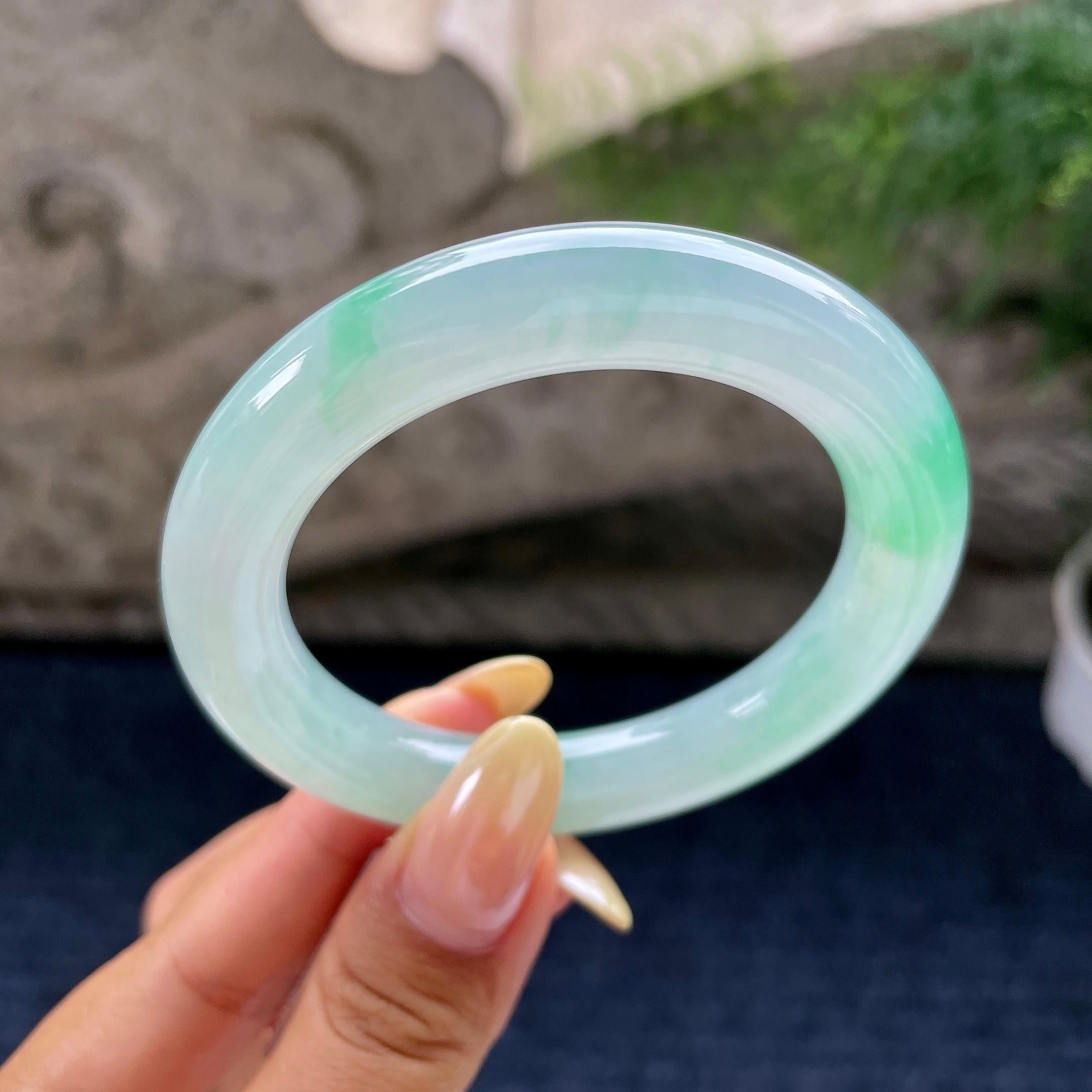 小圈口 糯冰种飘绿花圆条手镯53.4圈 天然缅甸A货翡翠（yc489319）