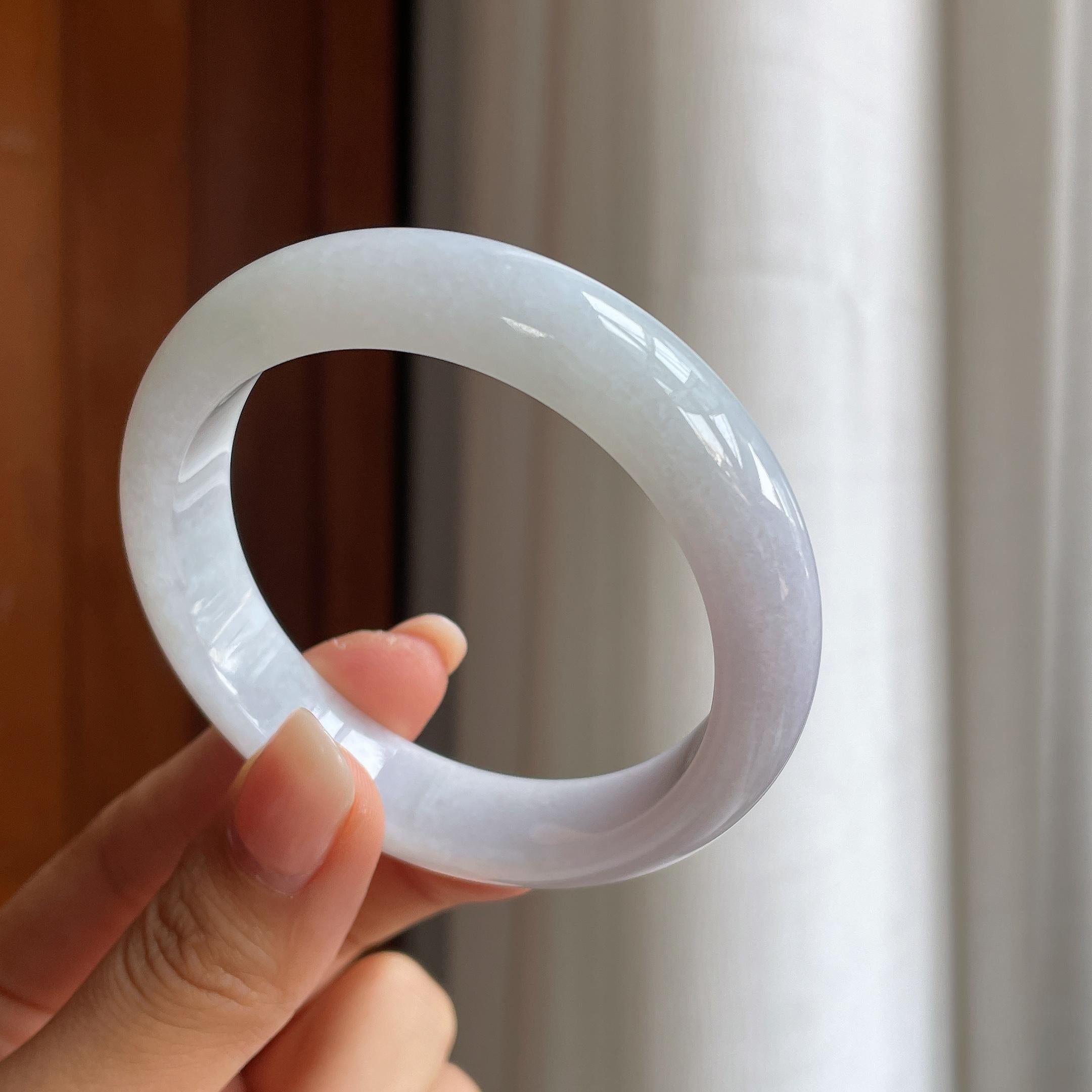 糯冰淡春底翡翠平安镯(54.7mm)（yc400241）