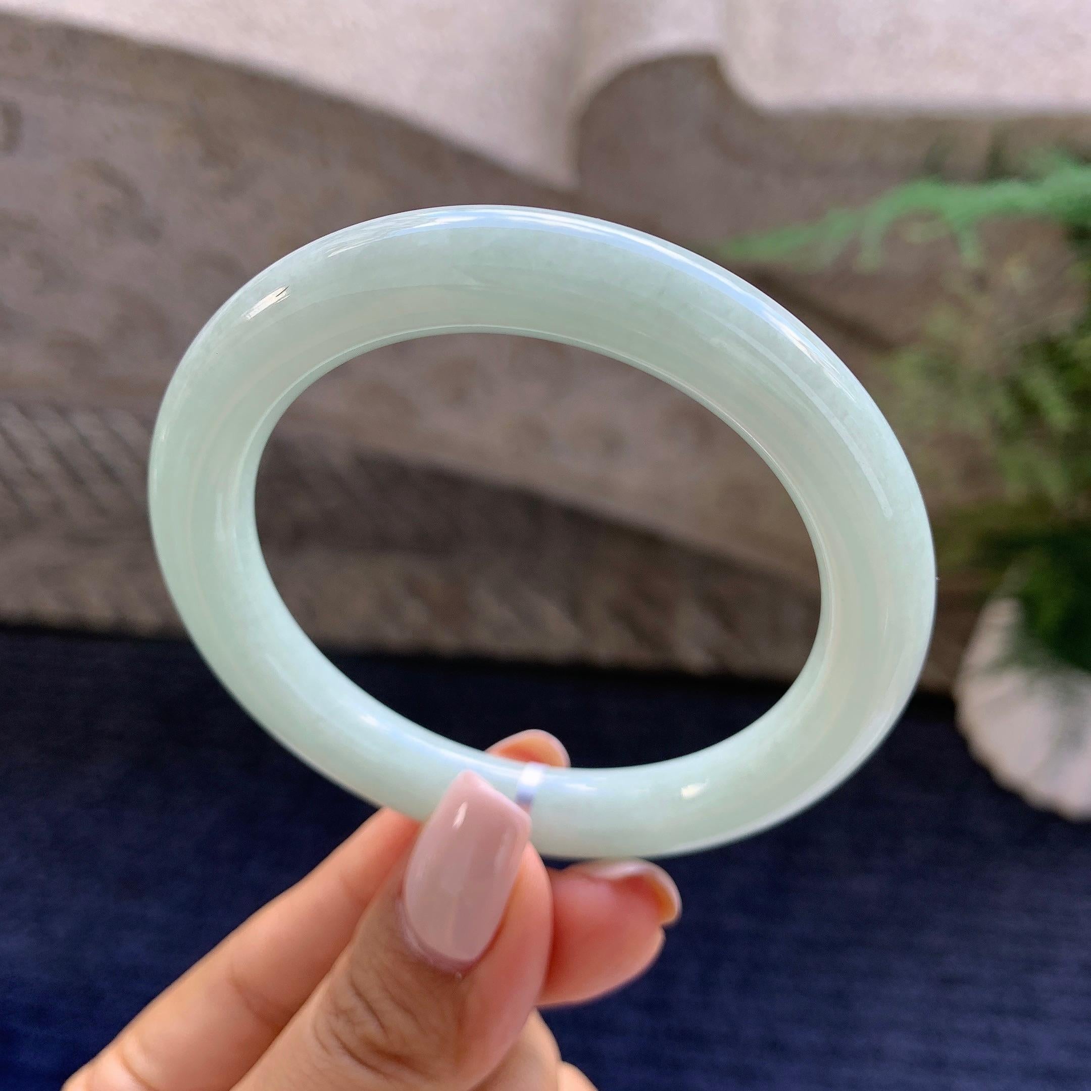 糯种淡晴底圆条手镯（54mm）（yc223237）