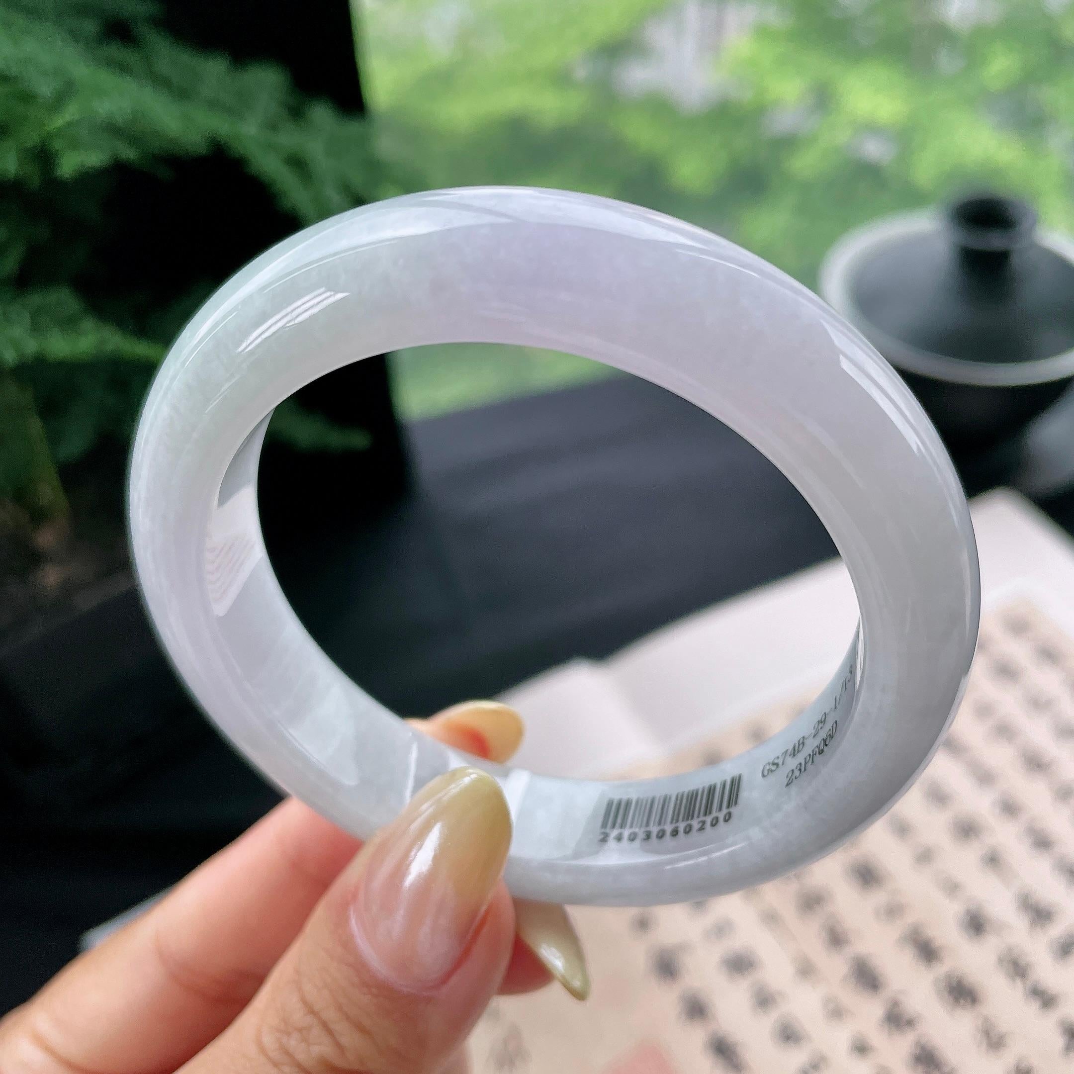细糯种淡春彩正圈平安镯57圈 天然缅甸A货翡翠（yc473068）