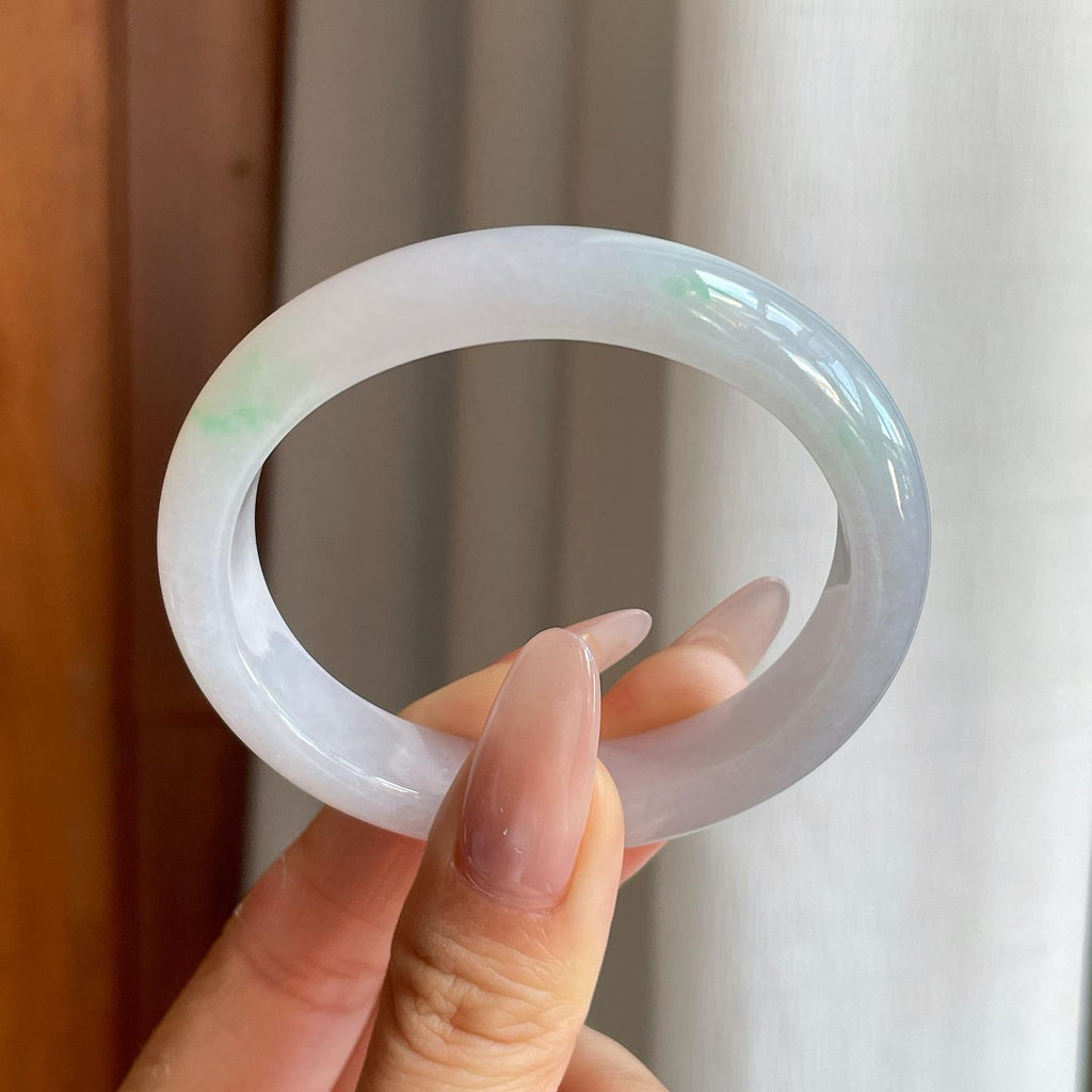 糯冰白底青翡翠贵妃镯（53mm）（yc277418）