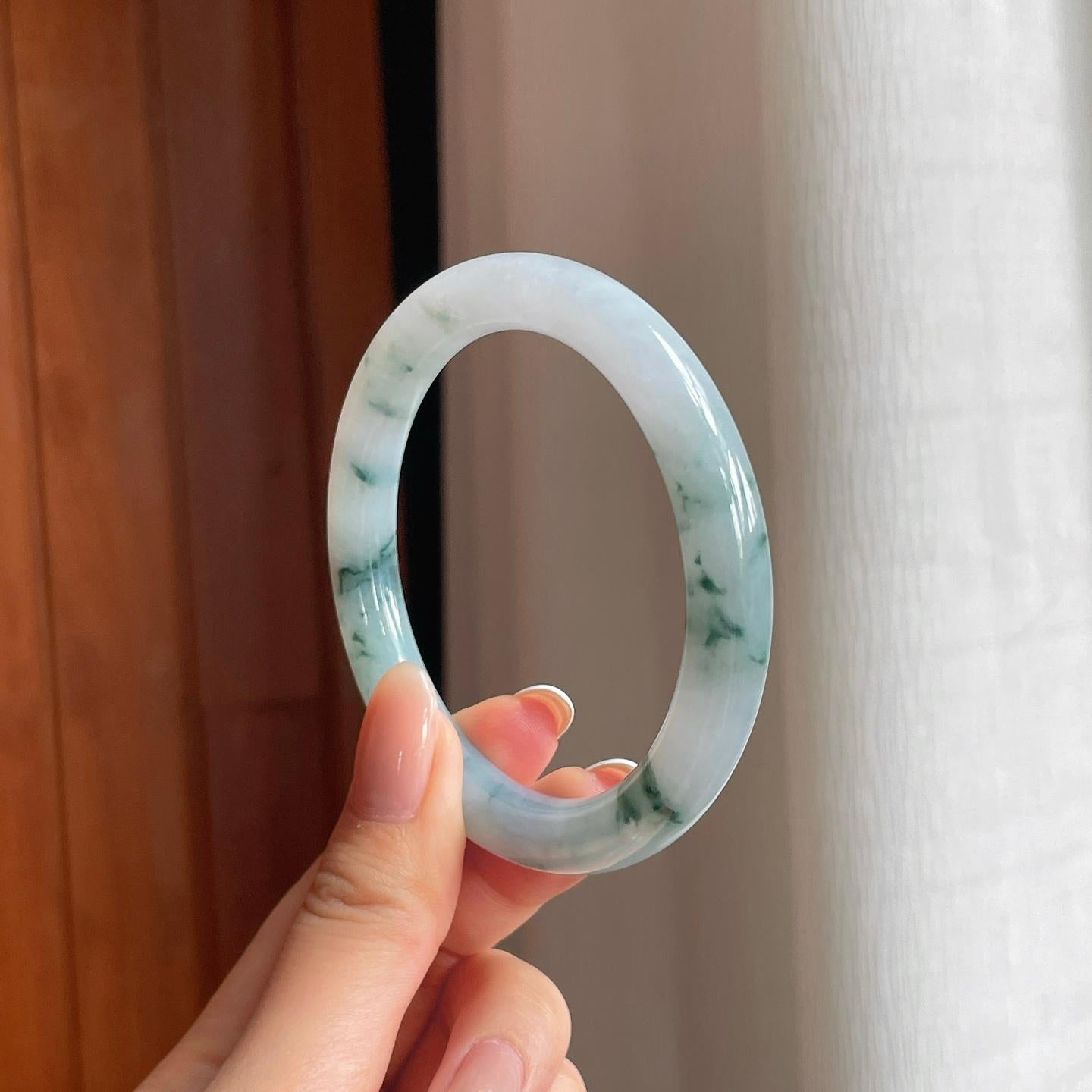 糯冰飘花翡翠圆条手镯（56.7mm)（yc374784）