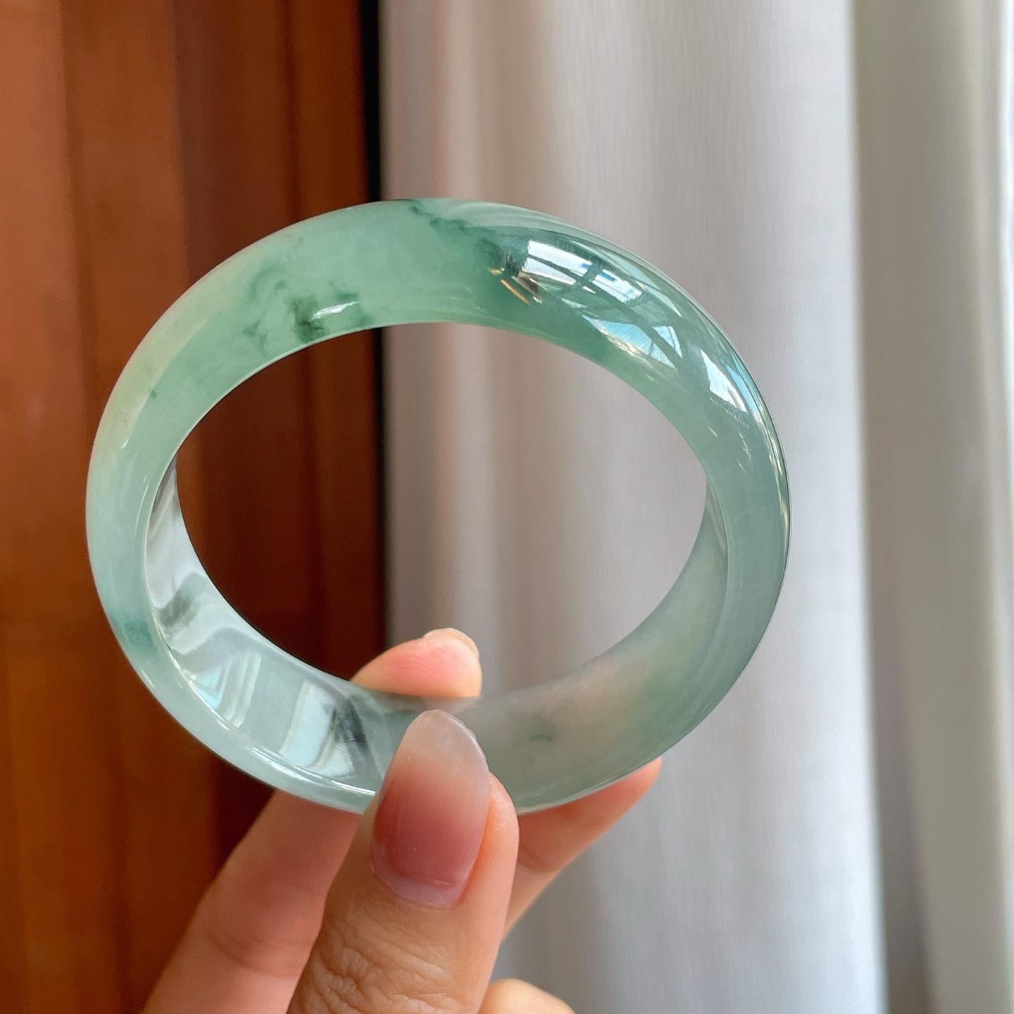 糯冰飘花宽版翡翠平安镯（57.6mm)（yc310964）