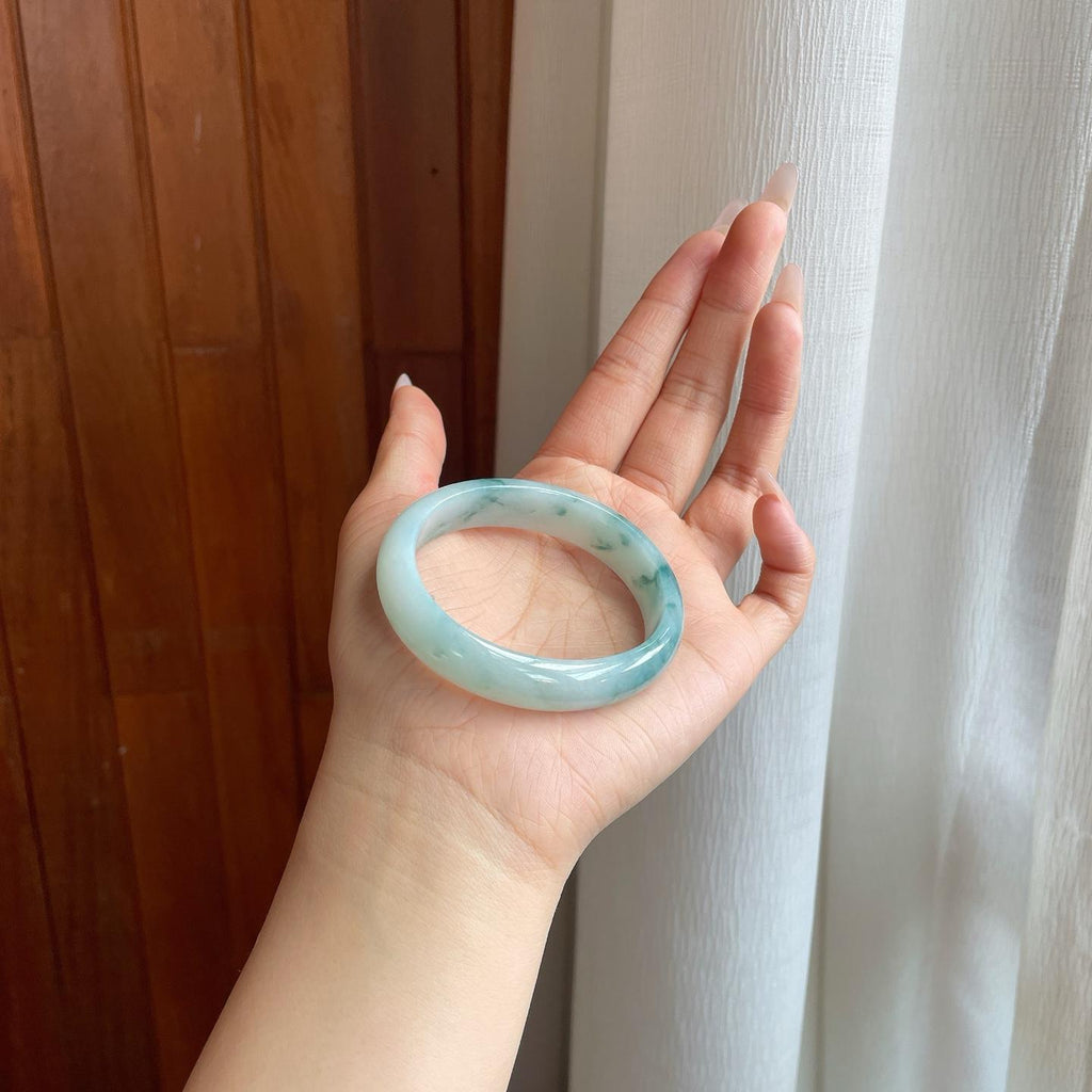 糯冰飘花翡翠贵妃镯（54.8mm）（yc281670）