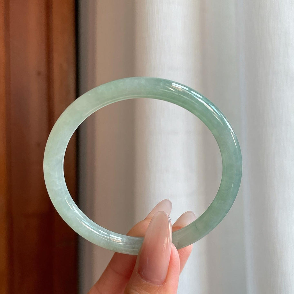 糯冰晴底翡翠叮当镯（54mm）（yc270316）