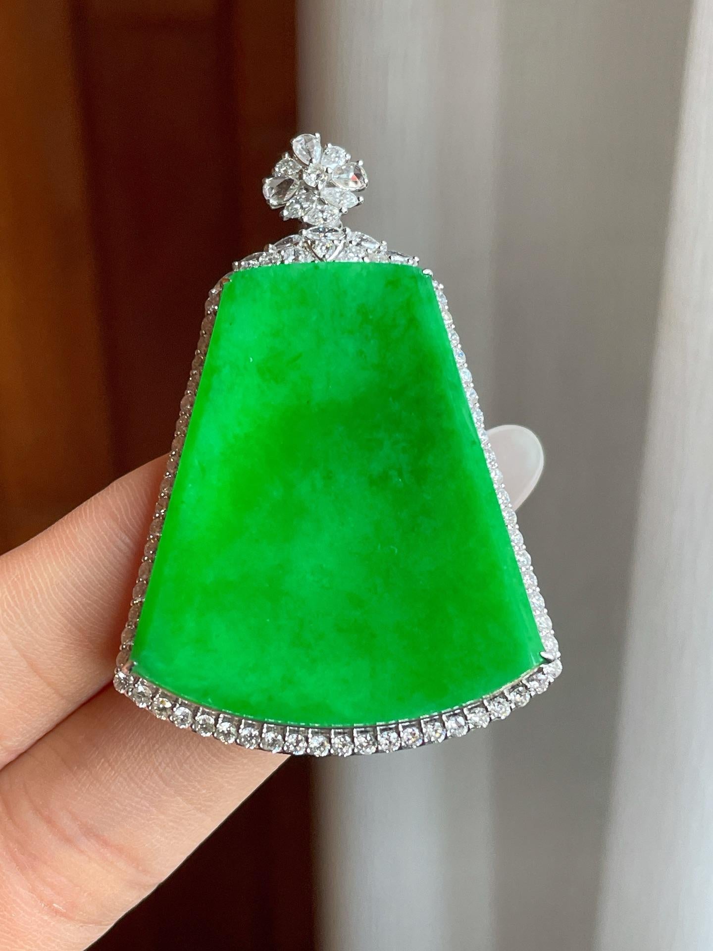 18k金镶糯冰种满绿翡翠无事牌（yc258420）