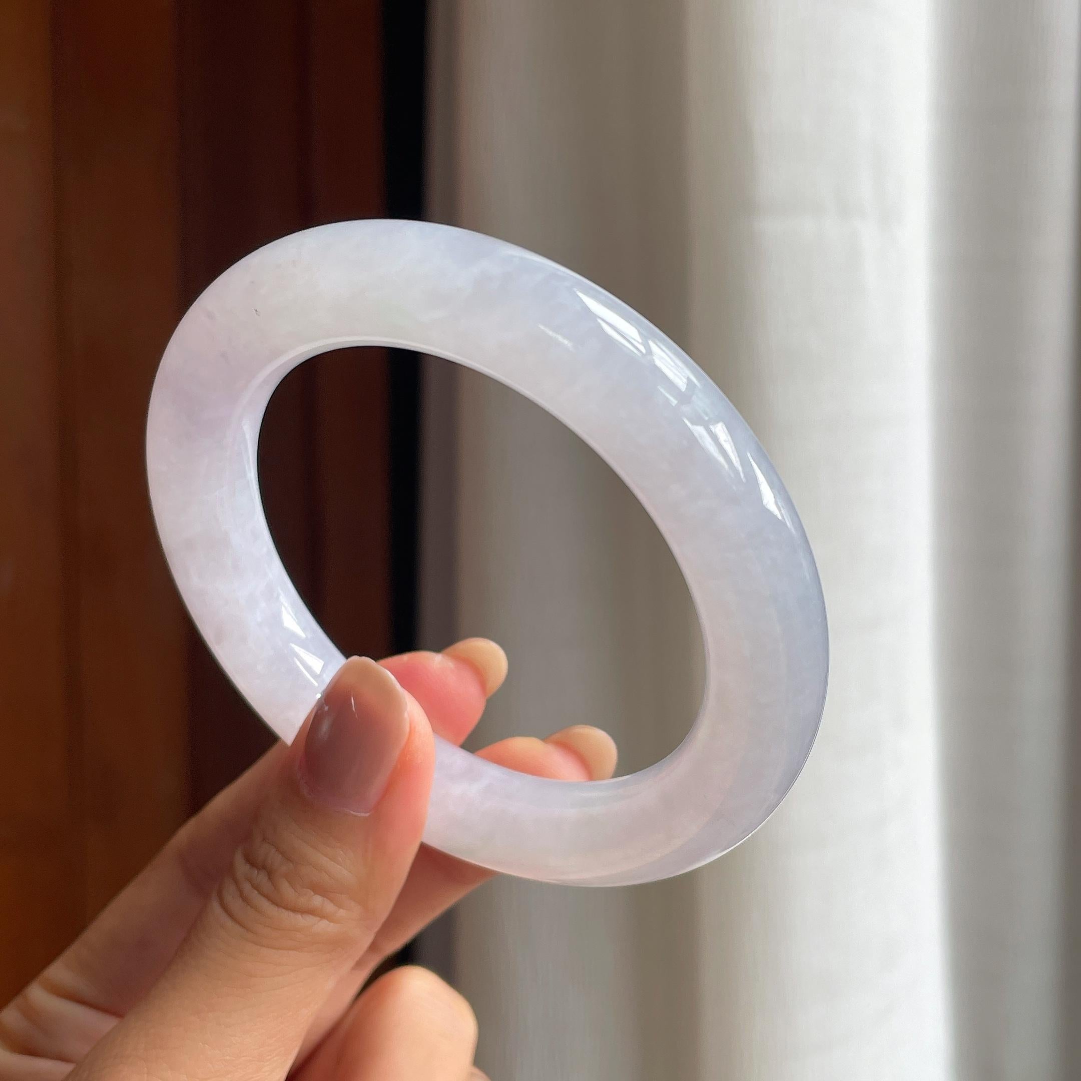 冰种淡春底翡翠圆条手镯（58.5mm）（yc419566）