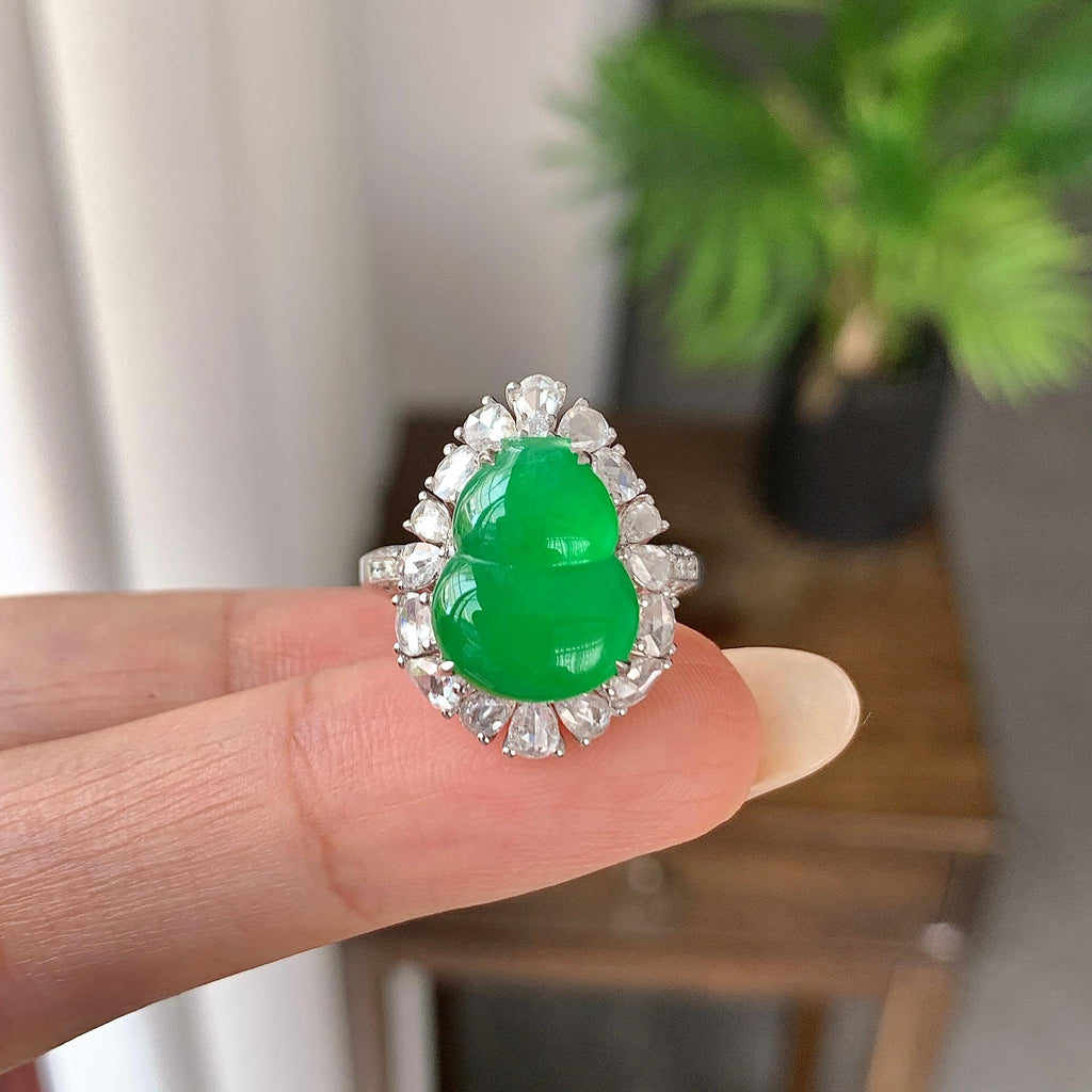 18k金钻镶冰种满绿葫芦戒指（yc255613）