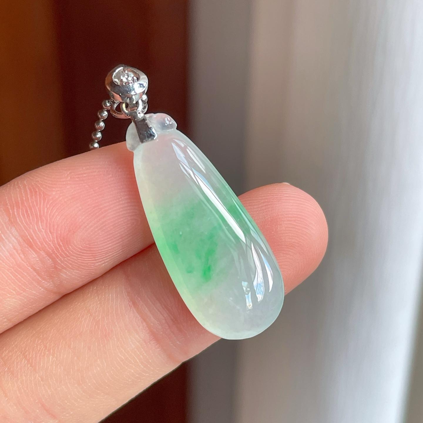 18k金扣冰种带色翡翠福瓜（yc255718）