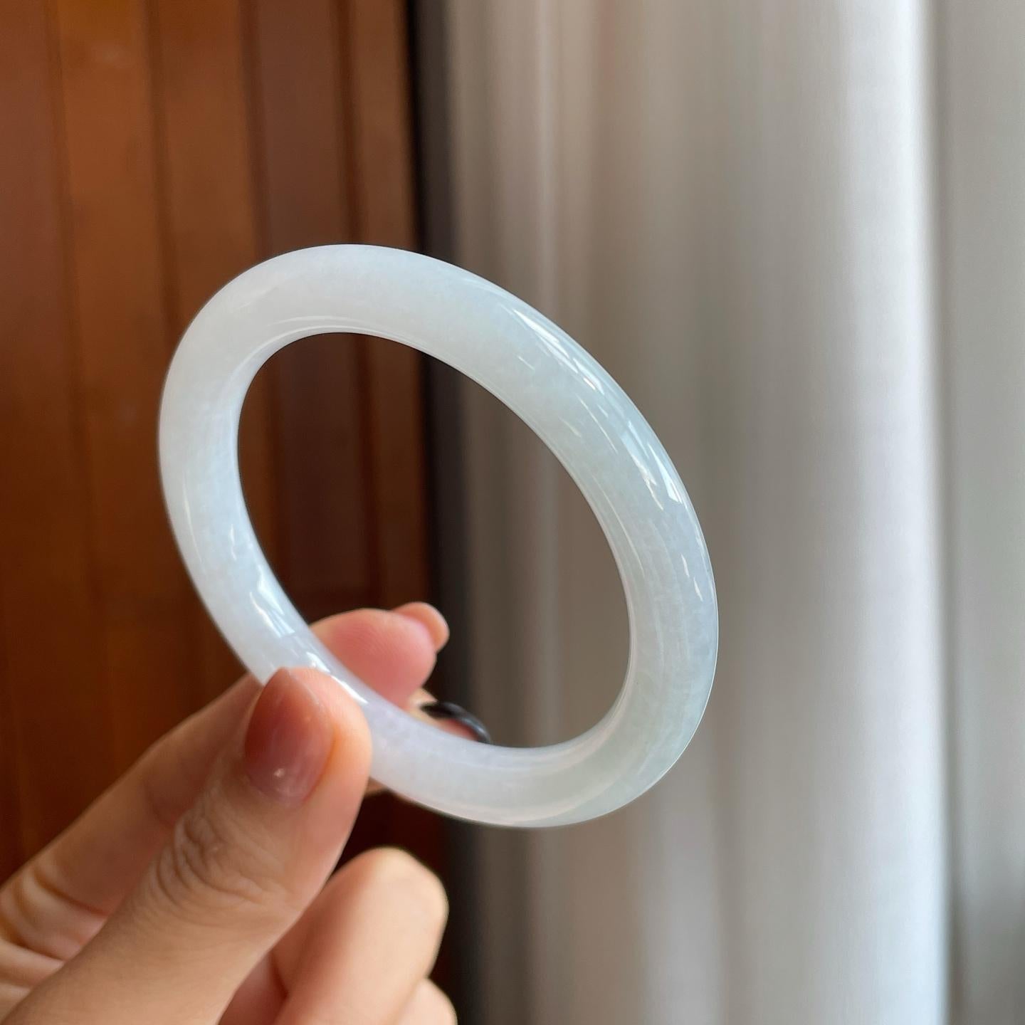 糯冰白月光圆条翡翠手镯（53.5mm）（yc279298）