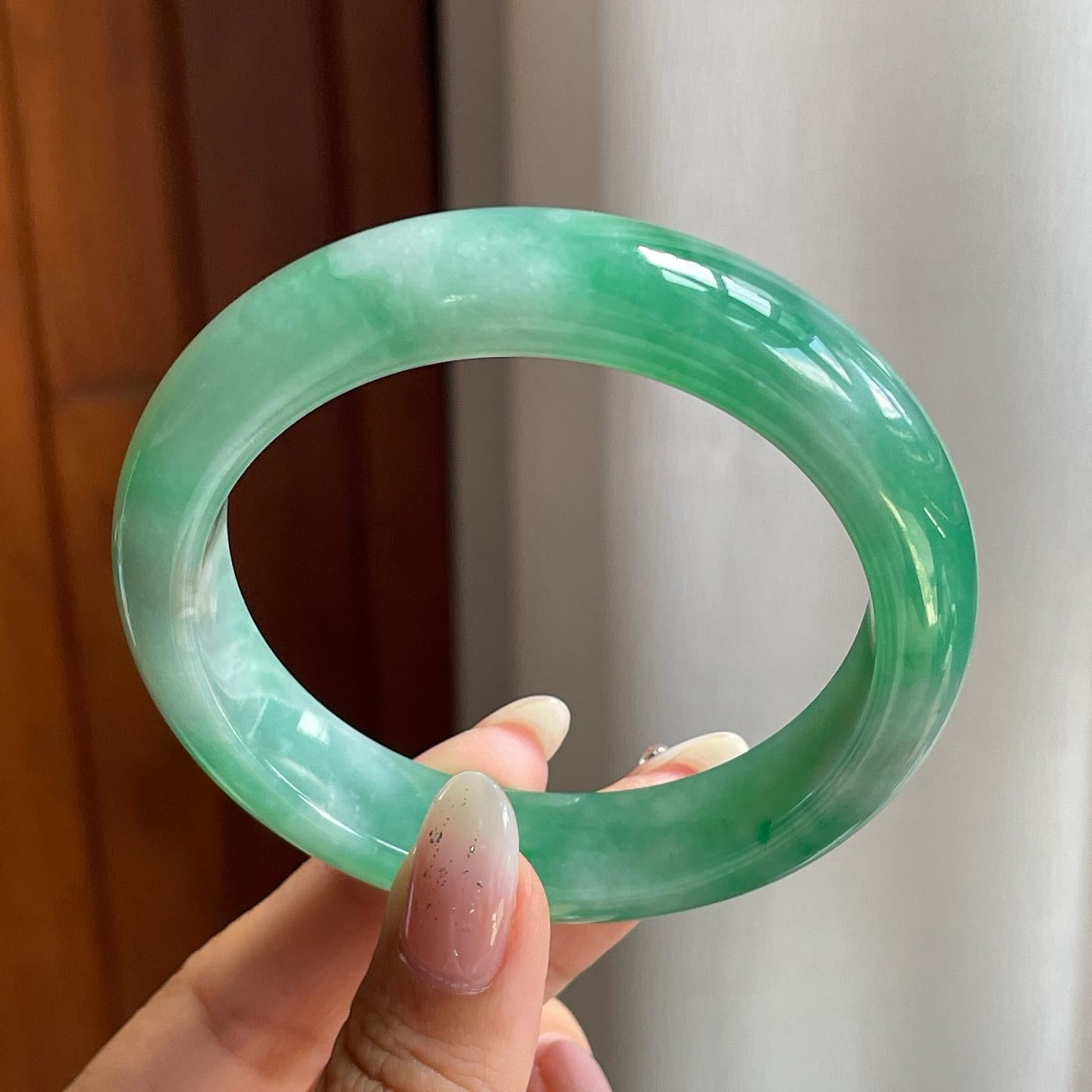 糯冰种满绿翡翠平安镯（56mm）