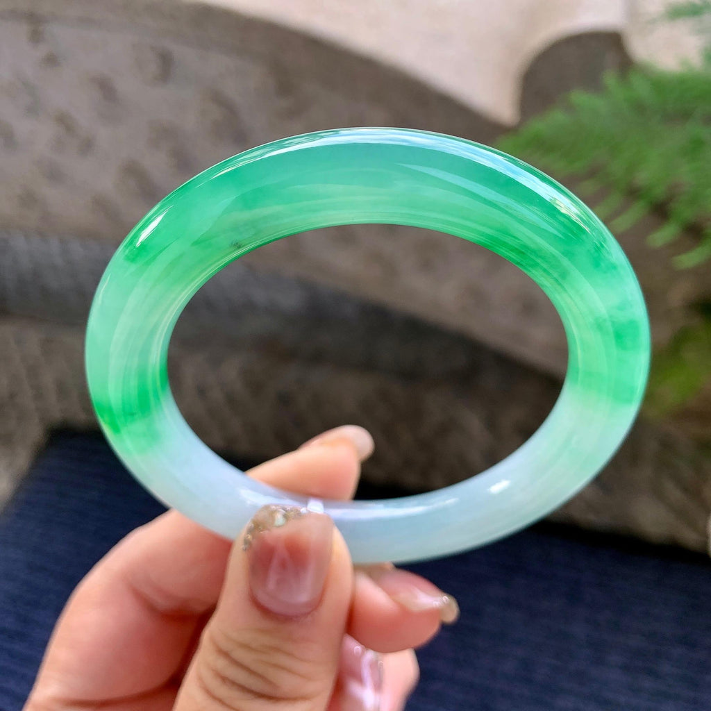 糯冰种飘绿圆条手镯（53.6mm）（yc290111）