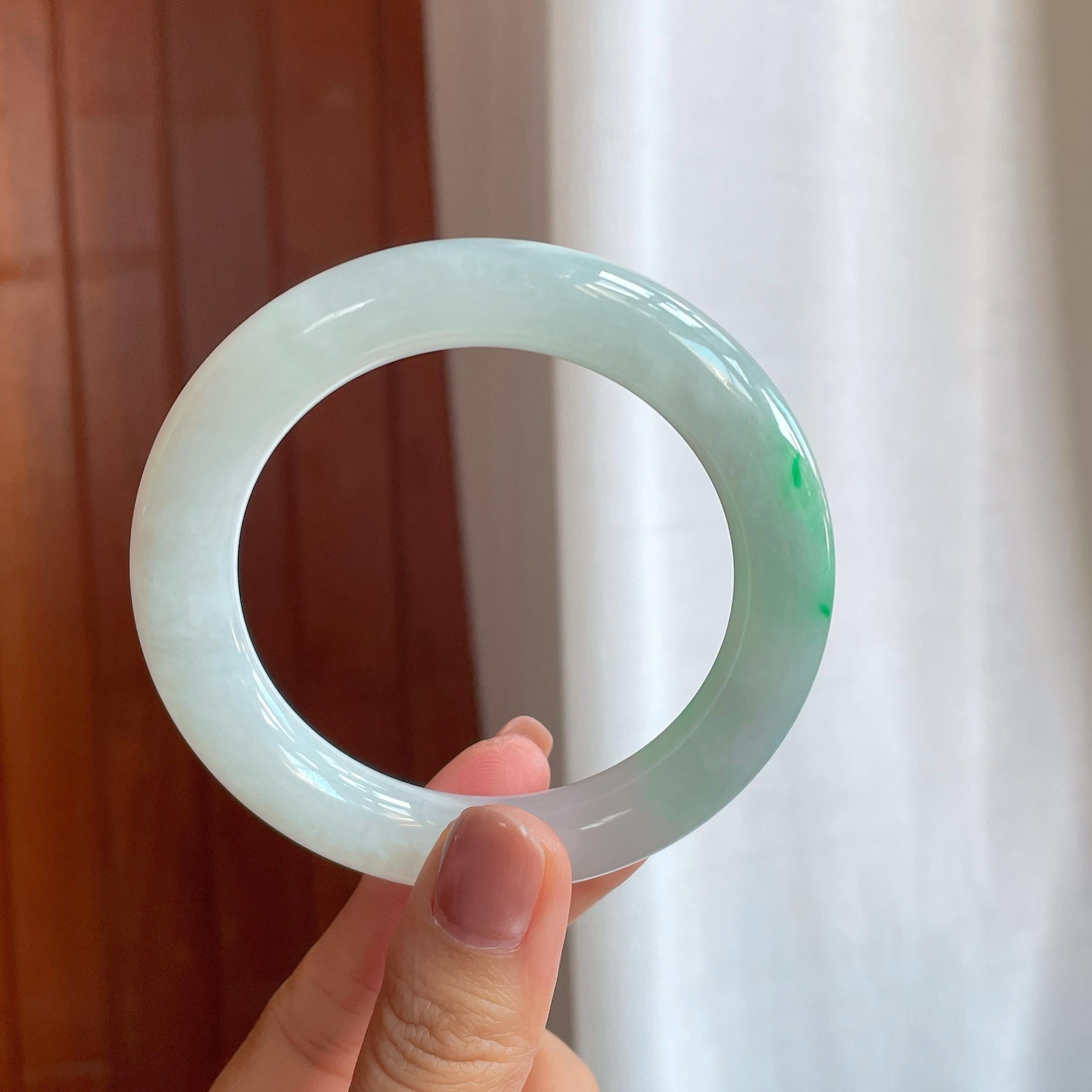 糯冰带色翡翠圆条手镯（56.8mm）（yc283302）