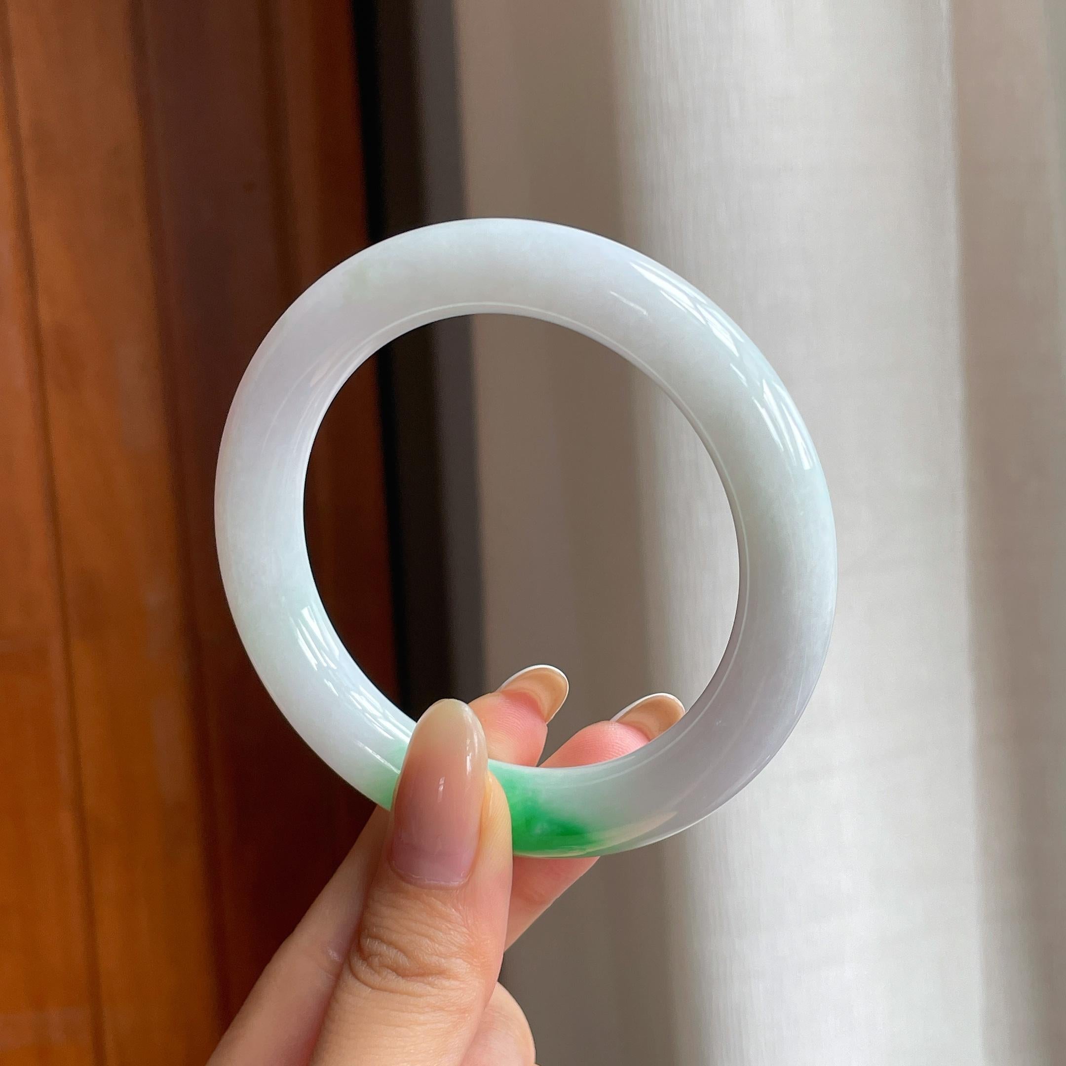 糯冰白底青翡翠圆条手镯（57mm)（yc415954）
