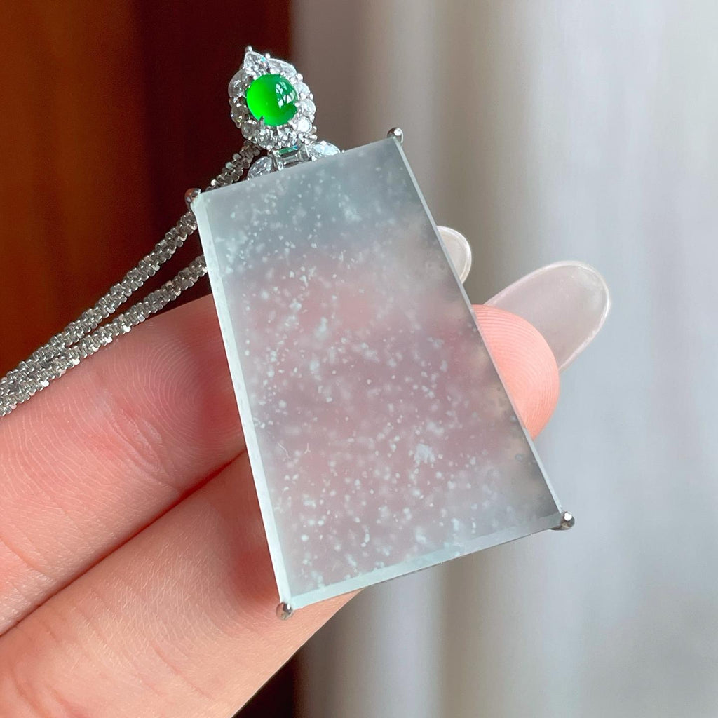 18k金镶冰种晴底雪花棉翡翠无事牌（yc263555）