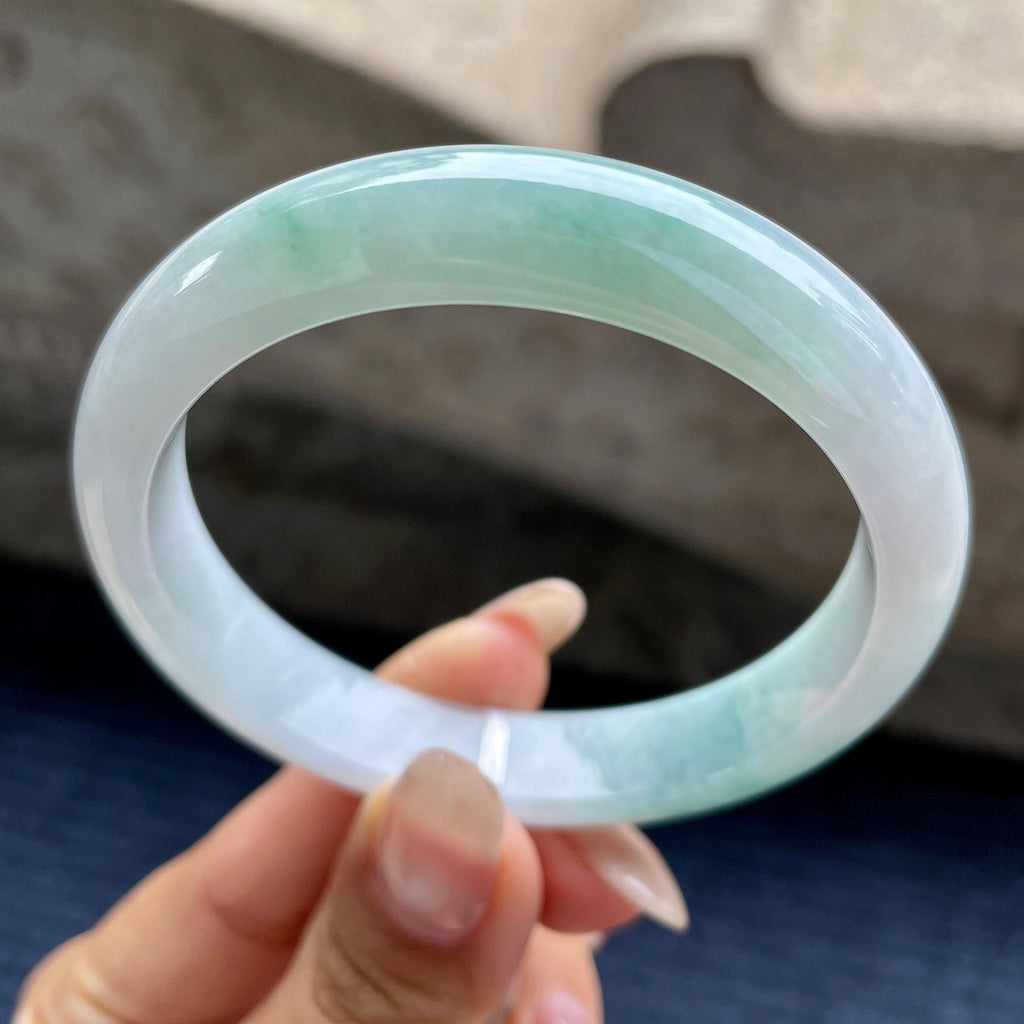 细糯种飘绿花正圈平安镯55.8圈   天然缅甸A货翡翠（yc346985）