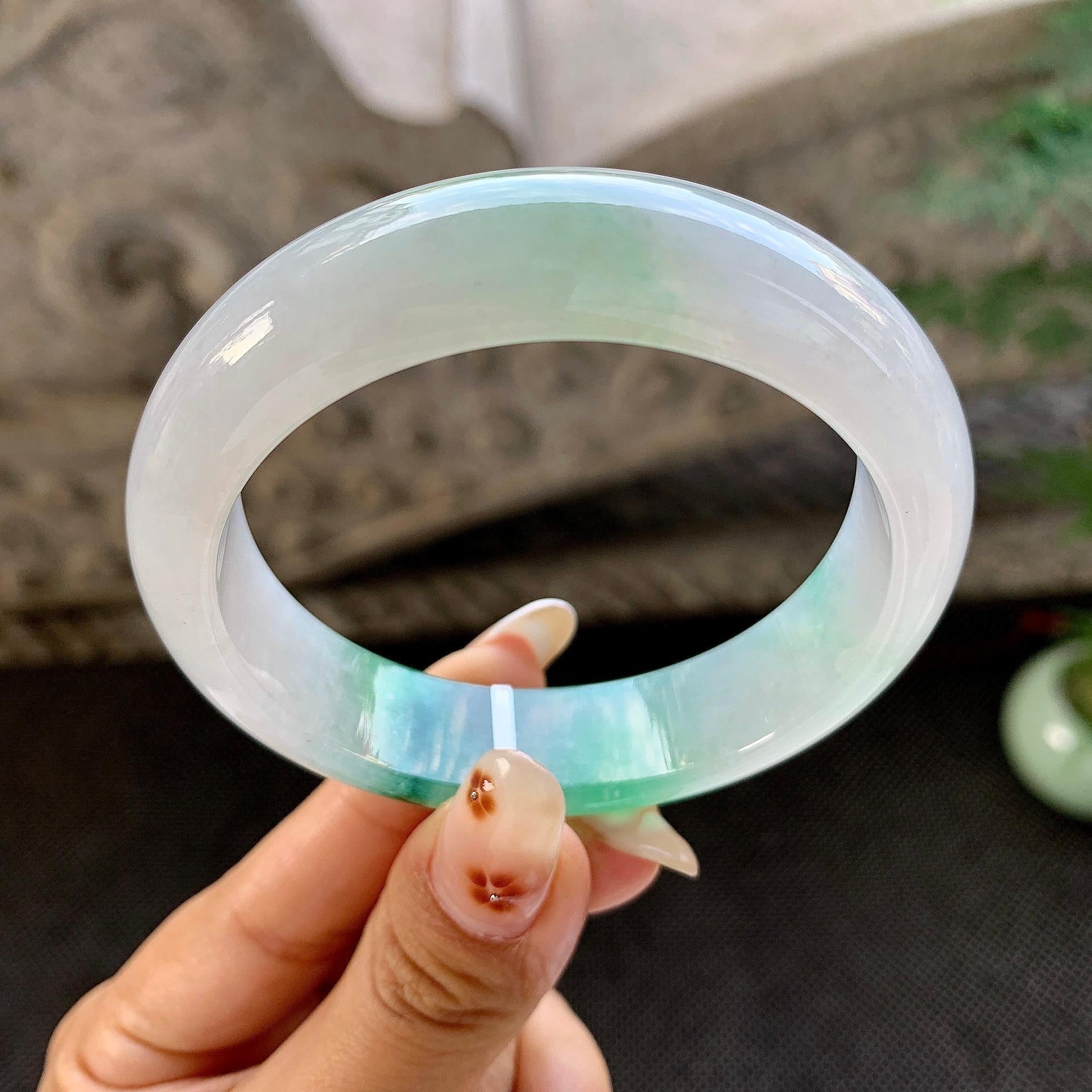 糯冰种飘绿宽版轮胎手镯（56mm）（yc264512）