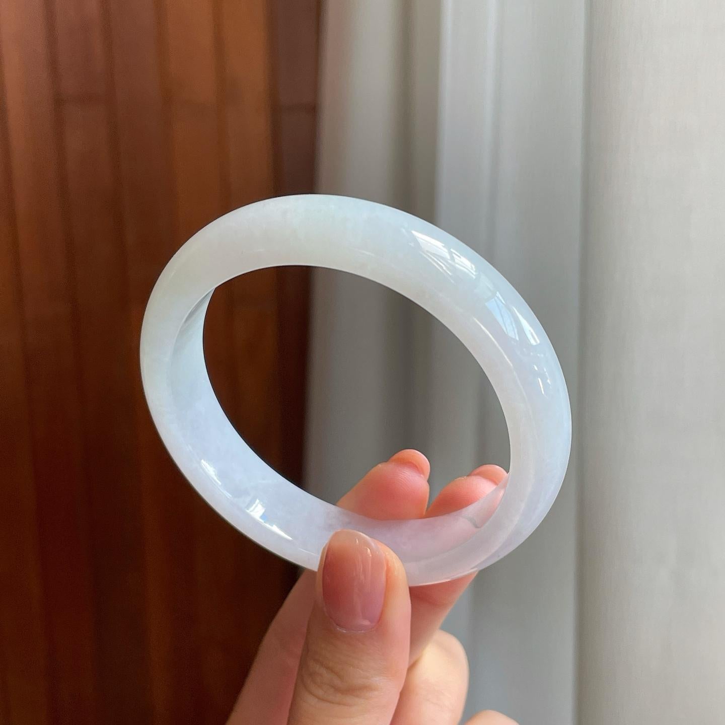 糯冰淡底色翡翠平安镯（57.3mm)（yc323180）