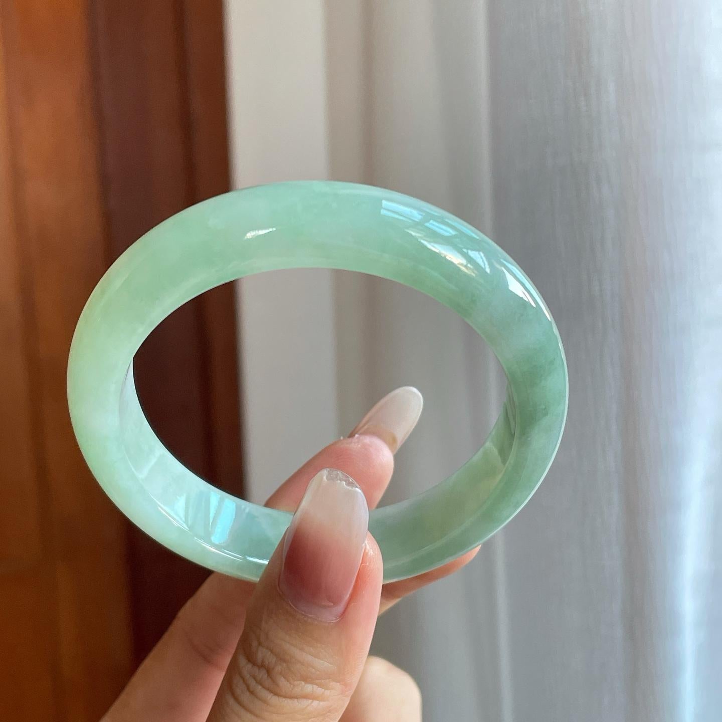 糯冰晴底翡翠平安镯（55.5mm）（yc274435）