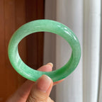 糯冰果绿翡翠平安镯（55mm)（yc397571）