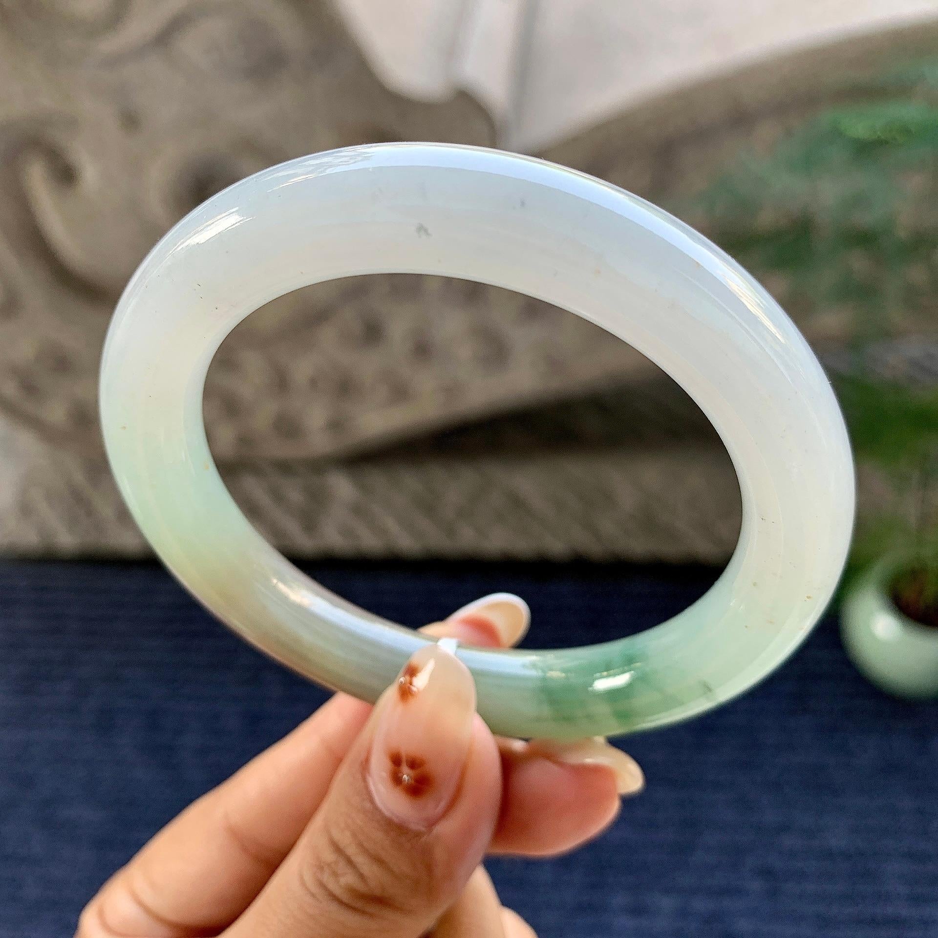 细糯种红翡飘花圆条手镯（57mm）（yc248095）