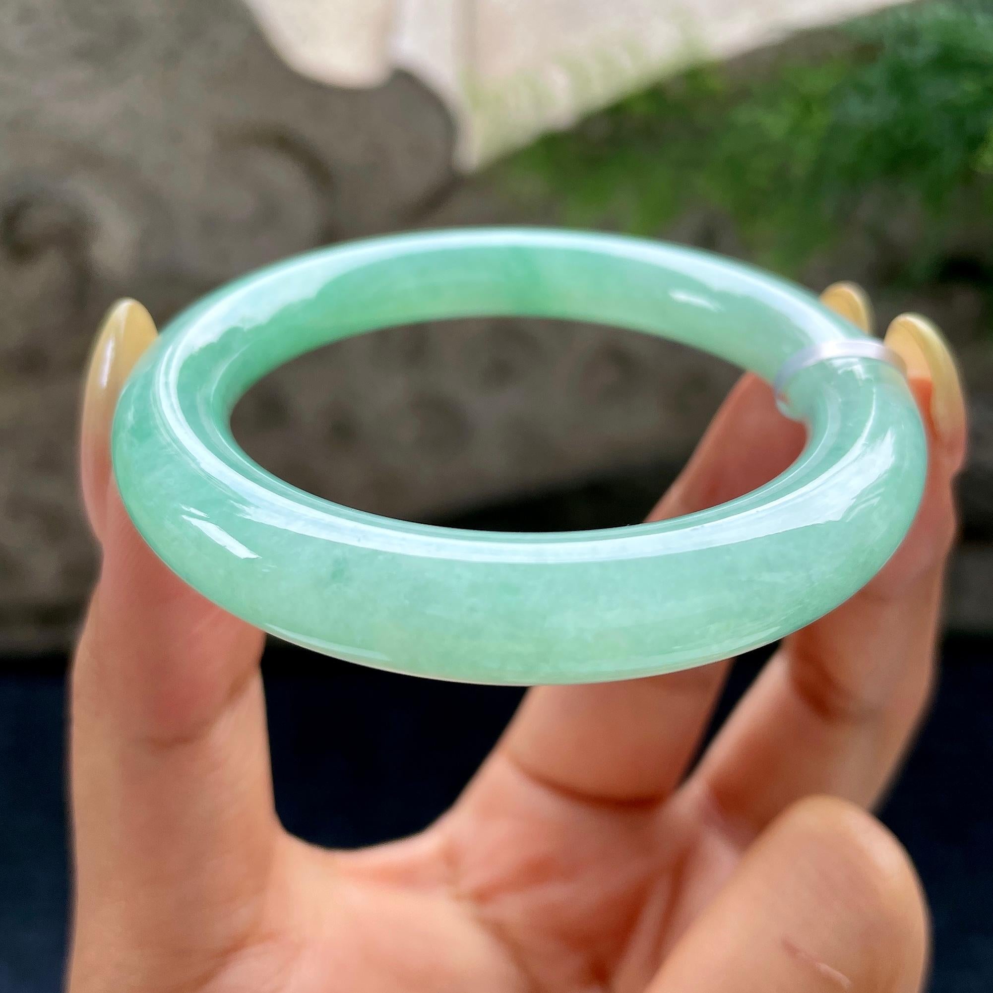 小圈口 细糯种翠绿圆条手镯53.6圈 天然缅甸A货翡翠（yc489324）