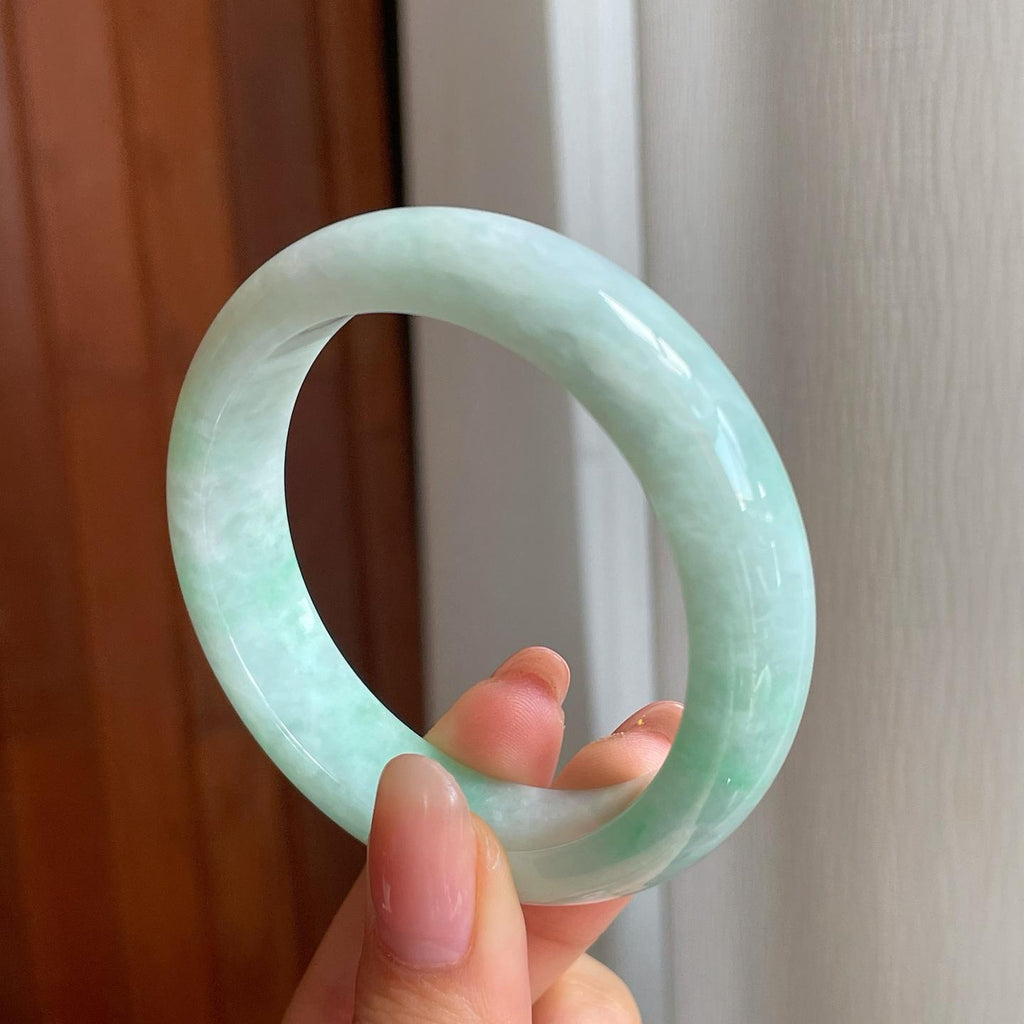 糯冰带色翡翠平安镯（53mm)（yc342547）
