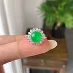 18k金钻镶冰种满绿蛋面戒指（yc255590）