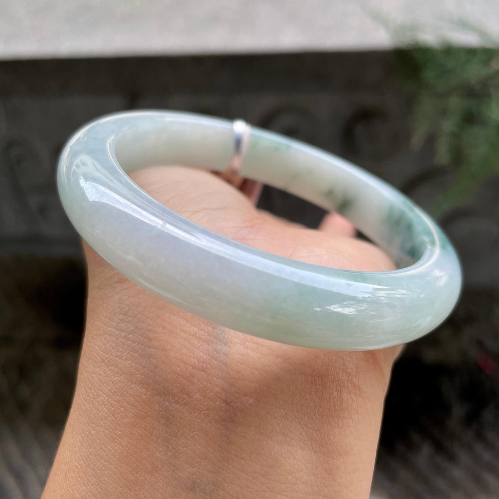 大圈口      细糯种飘花正圈平安镯   61.1圈     天然缅甸A货翡翠（yc407867）
