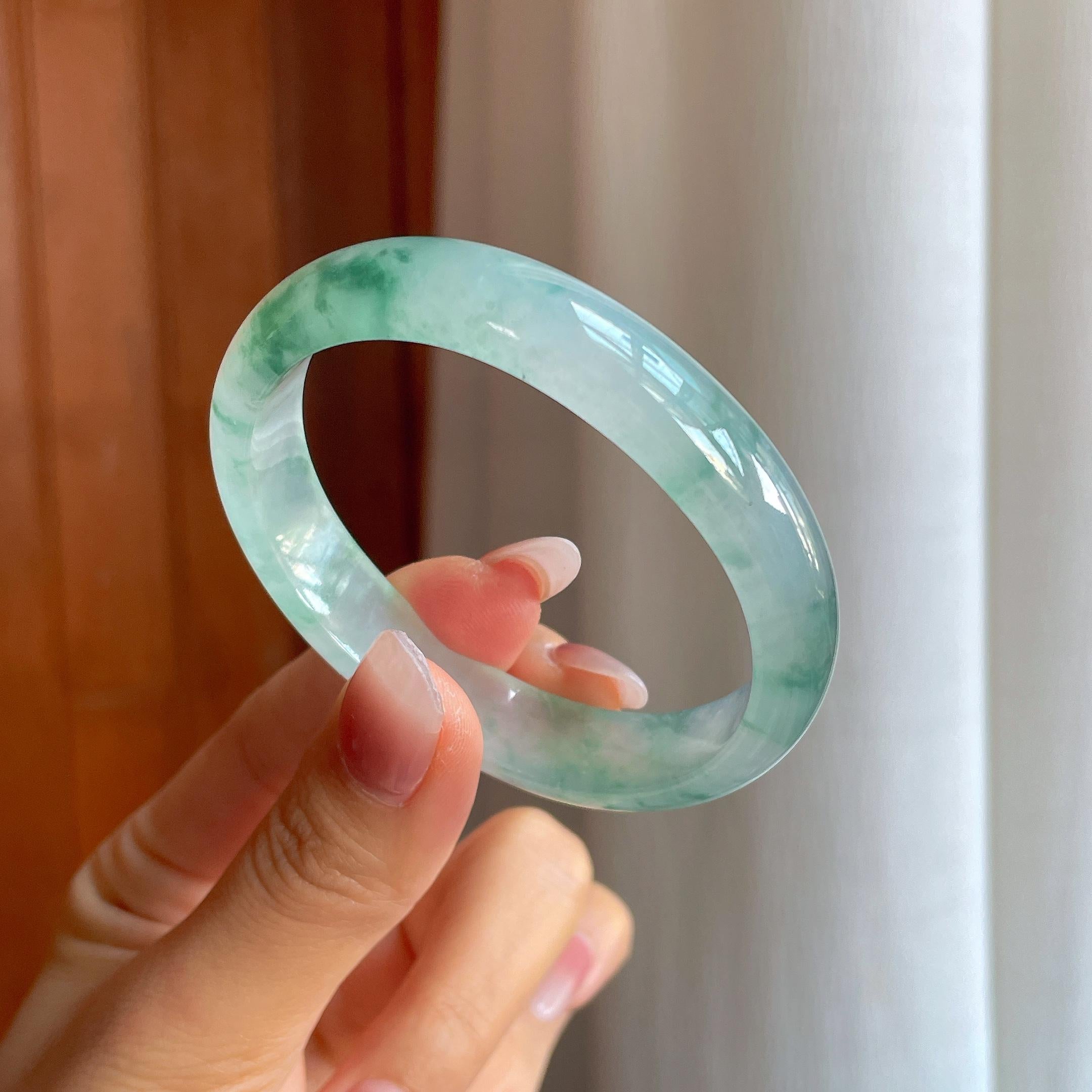 冰种飘花翡翠贵妃镯（55mm）（yc312044）