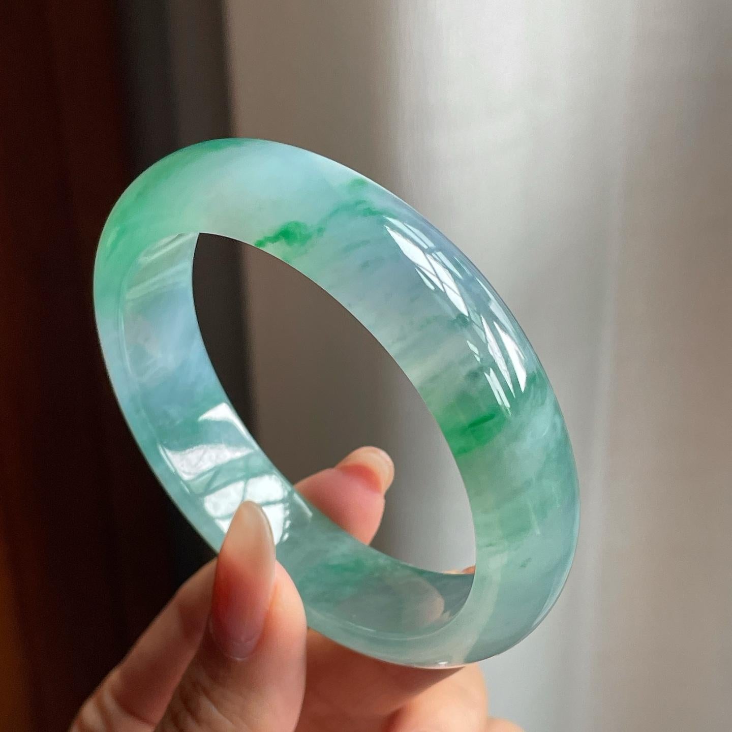 糯冰种春带彩翡翠平安镯（56mm）（yc196574）