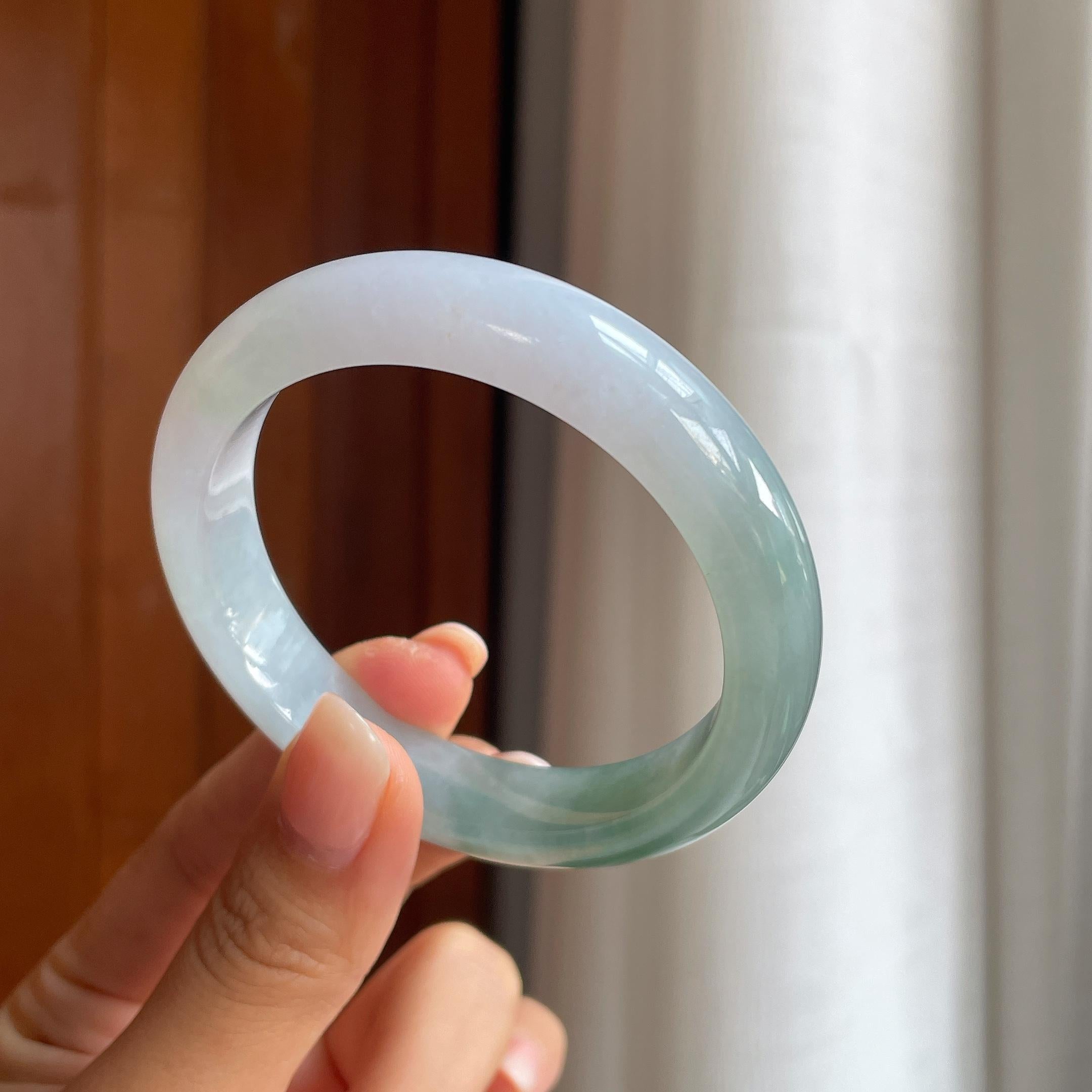 糯冰种半山半水翡翠平安镯(55.5mm)（yc414420）