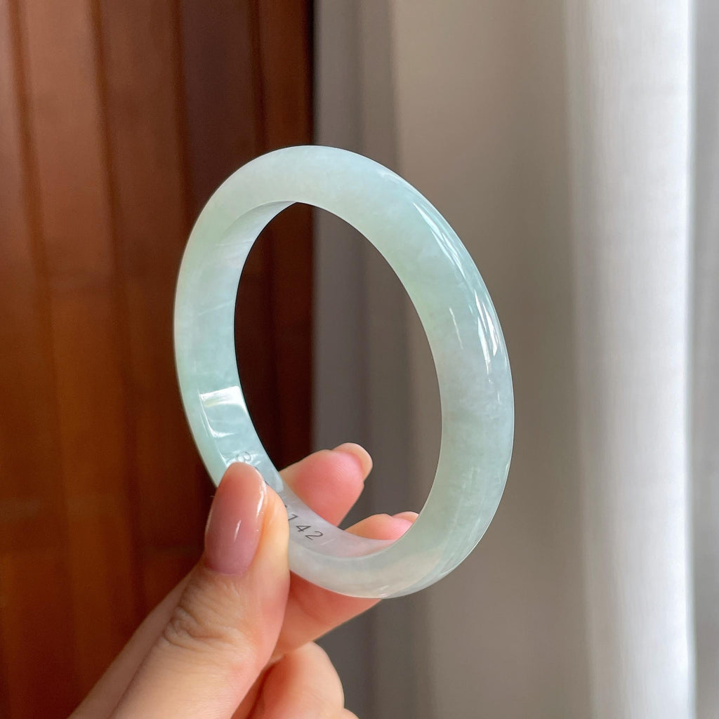 糯冰晴底翡翠平安镯（55.8mm)（yc418352）