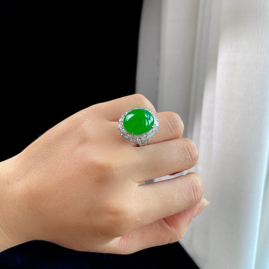 18k金镶冰种阳绿翡翠蛋面（yc373967）