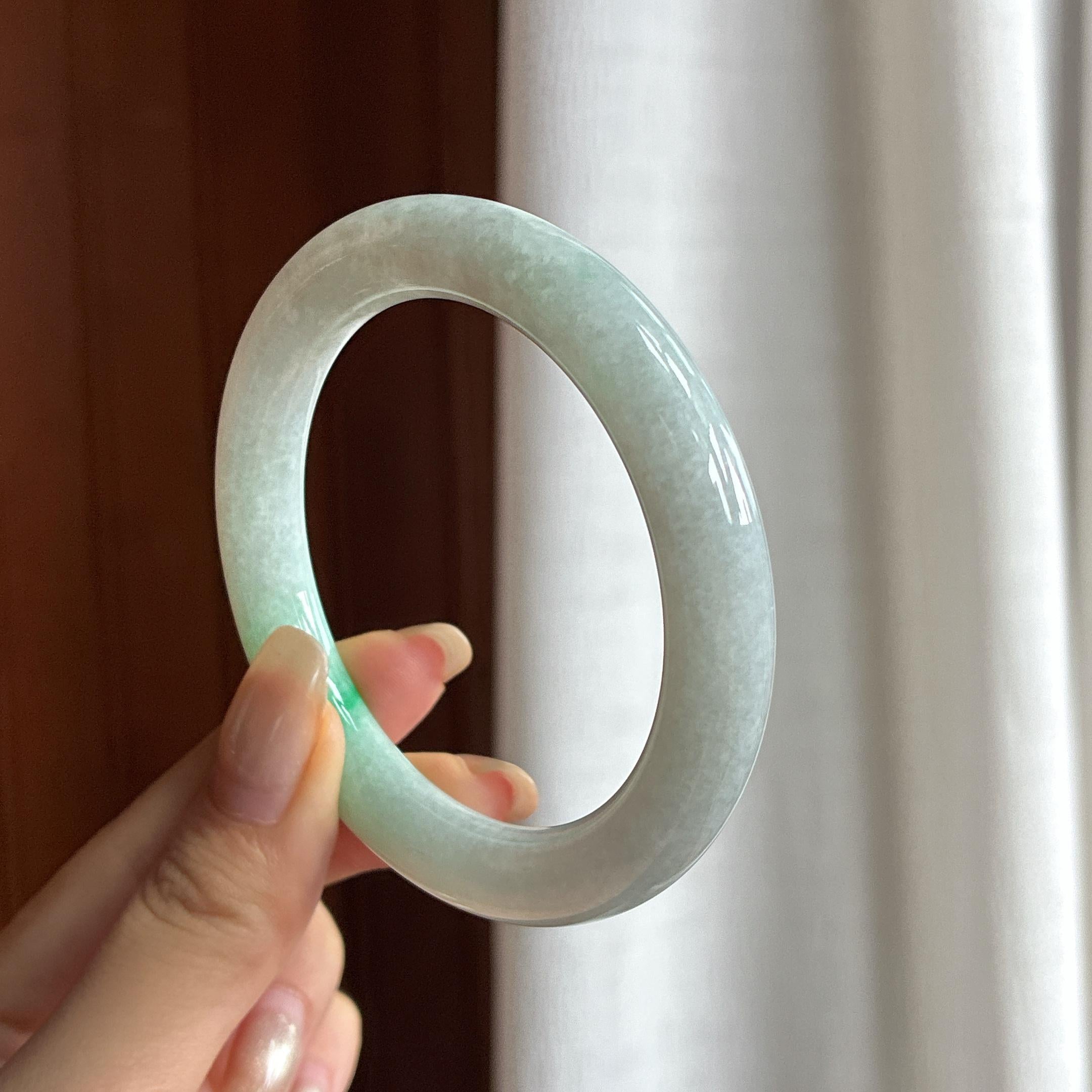 细糯种带色圆条手镯 54圈 天然缅甸A货翡翠（yc457473）