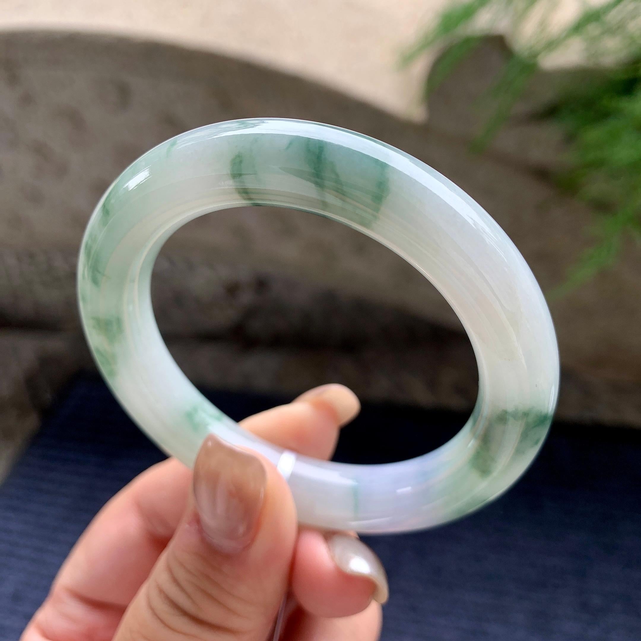 小圈口  细糯种紫罗兰飘蓝花圆条手镯  50.9圈口  天然缅甸A货翡翠（yc439191）
