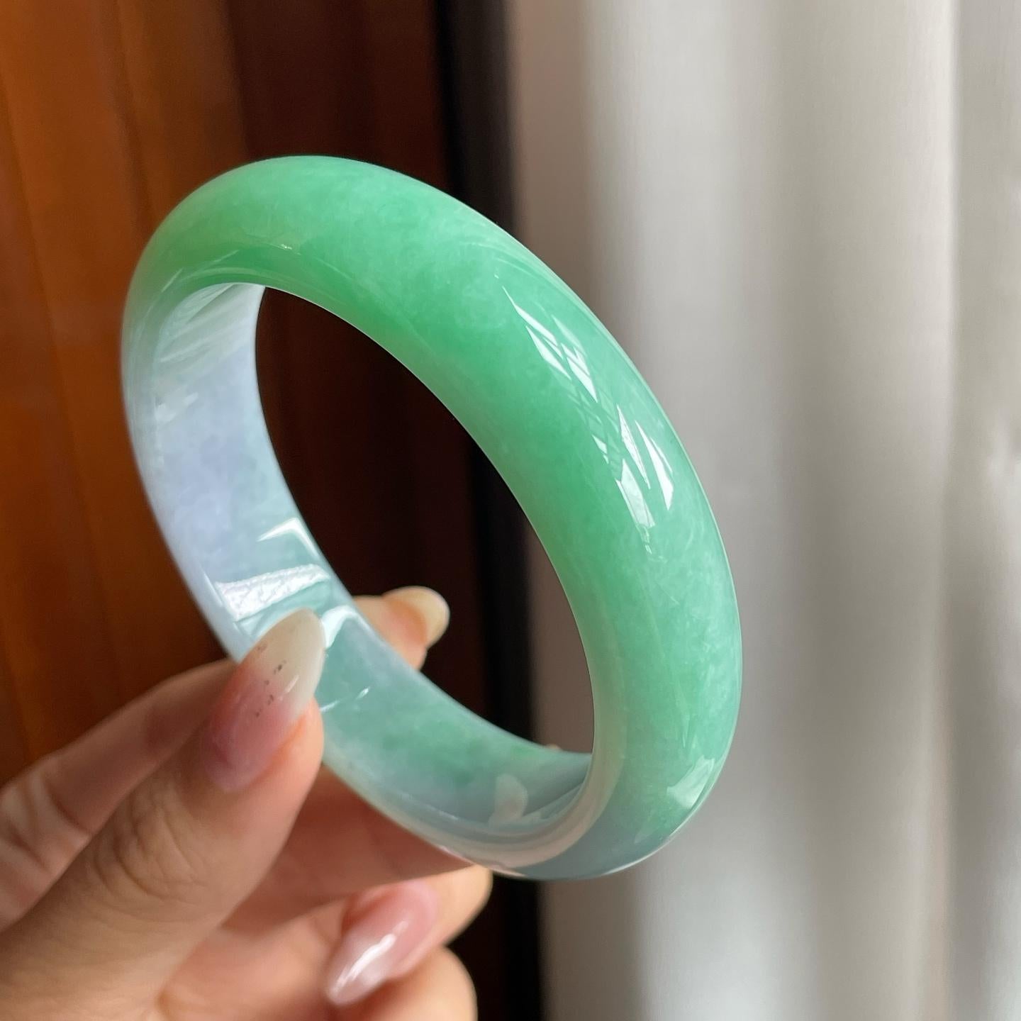 糯冰种春带彩翡翠平安镯（58mm）（yc223448）