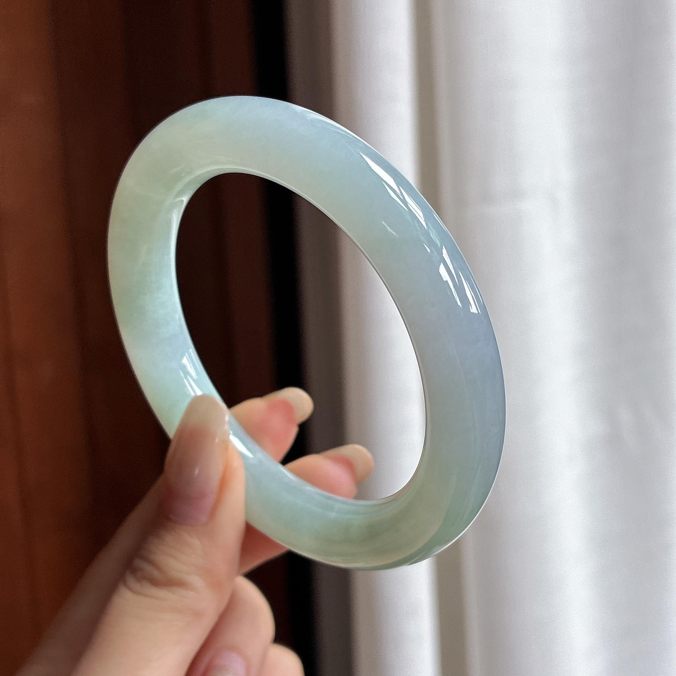 细糯种晴底圆条手镯 56圈 天然缅甸A货翡翠（yc466306）