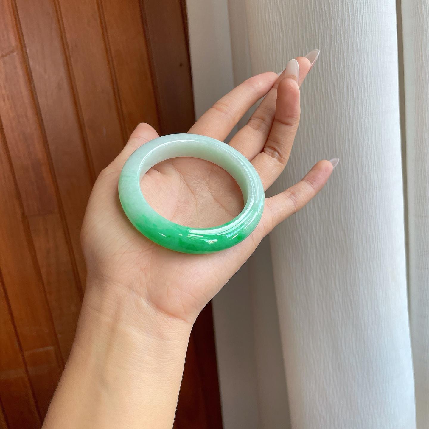 糯冰带色翡翠平安镯（54mm）（yc268218）