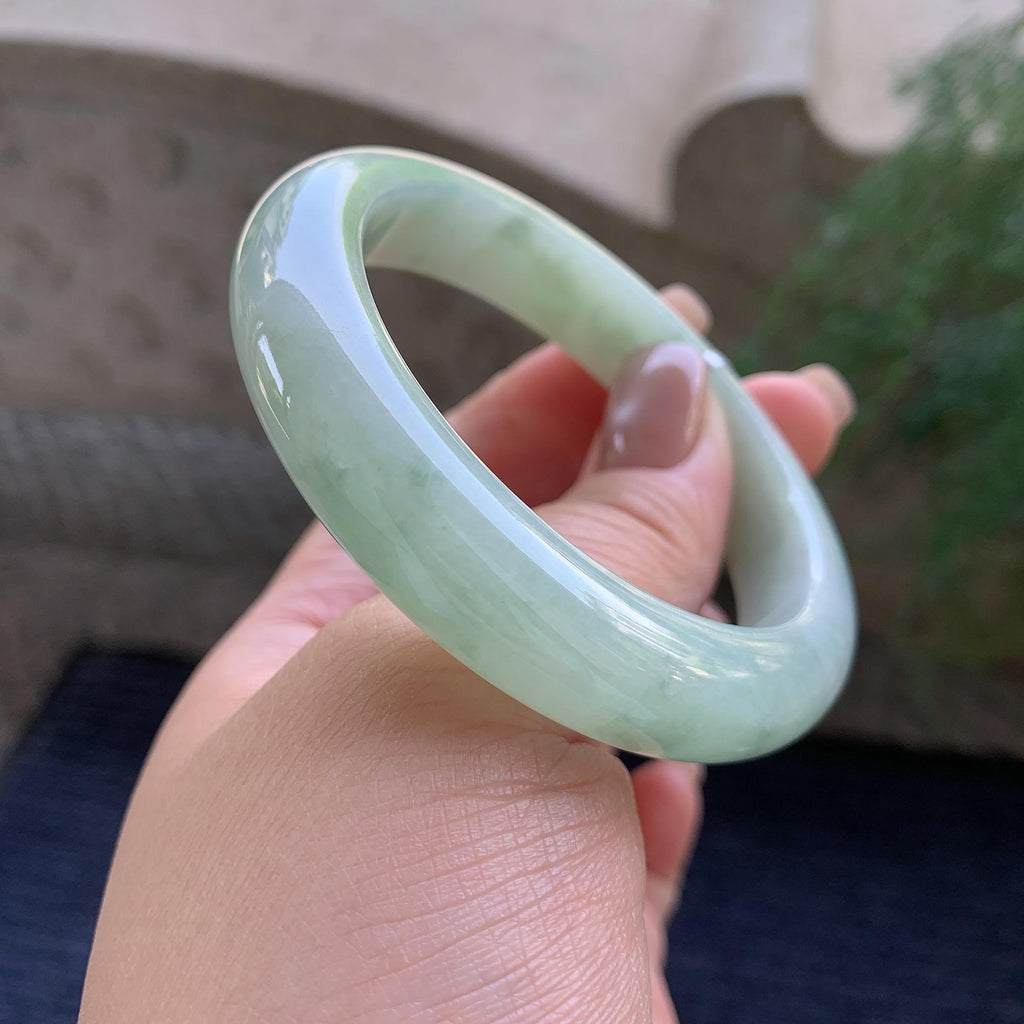 细糯种飘绿花正圈平安镯  55.3圈口 天然缅甸A货翡翠（yc400175）