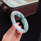 糯冰飘花正圈翡翠手镯（56mm）（yc017390）